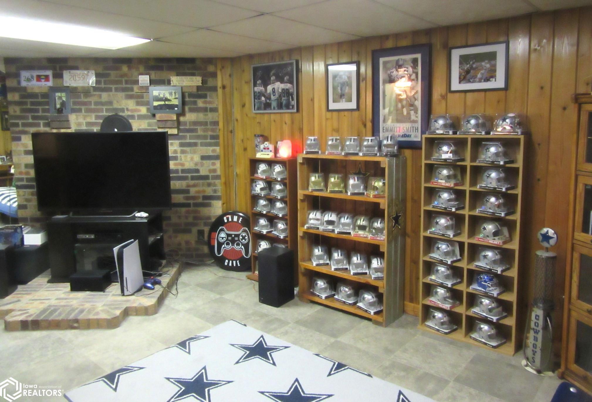 Spacious Room ~ great for games, TV, Movie night, extra storage spaces. 3/4 Bath and one bedroom with an egress window.