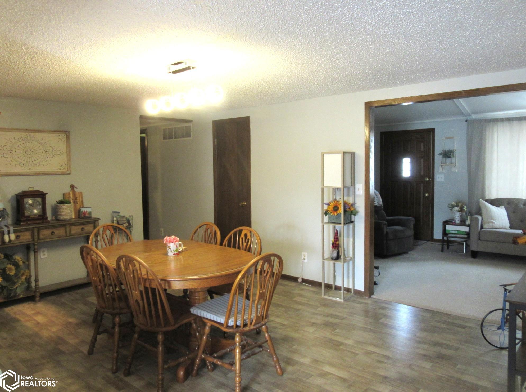 110 Cresthaven Court, Forest City, Iowa image 6