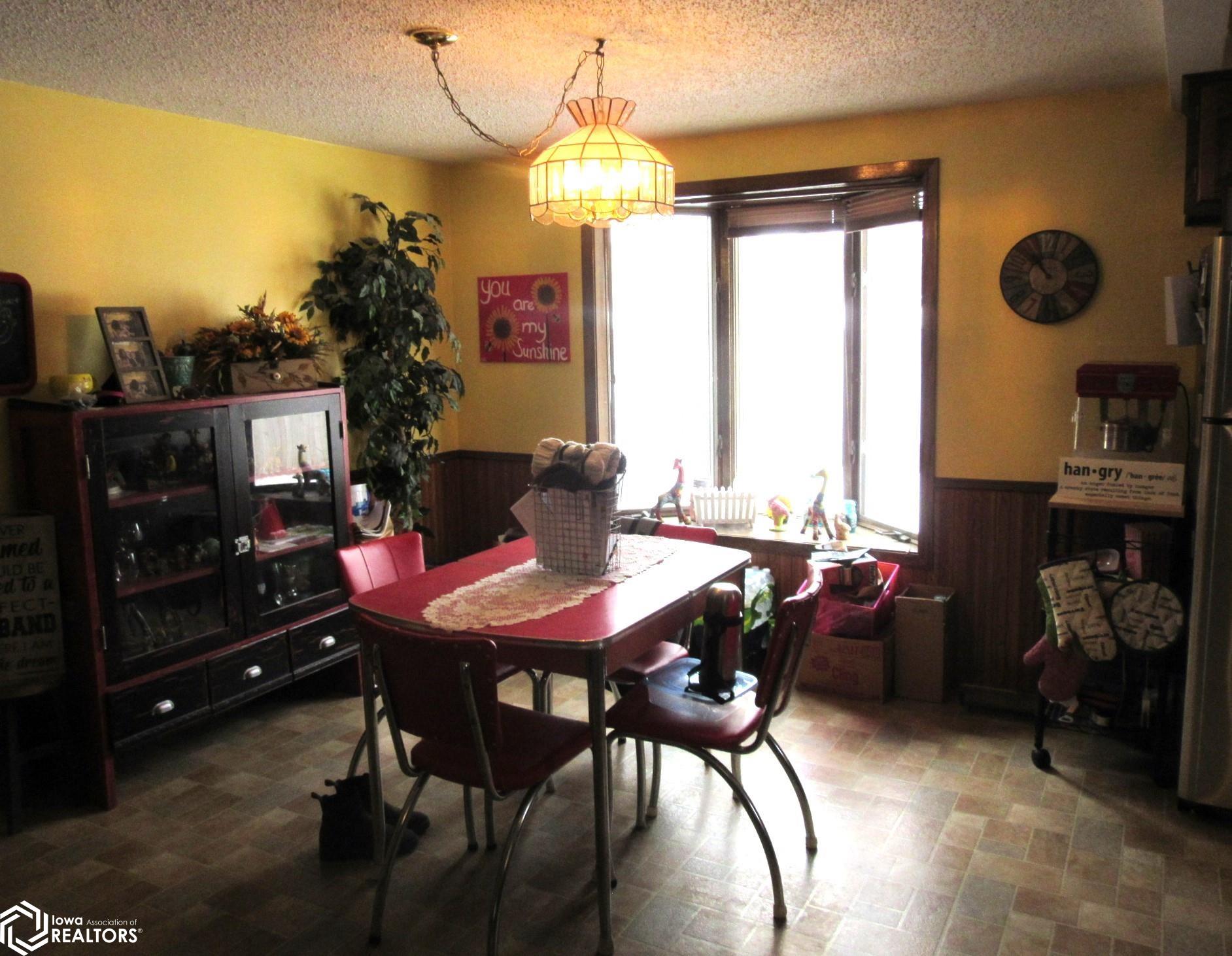 Breakfast/Lunch Nook - part of the kitchen area with bay window overlooking the back yard.
