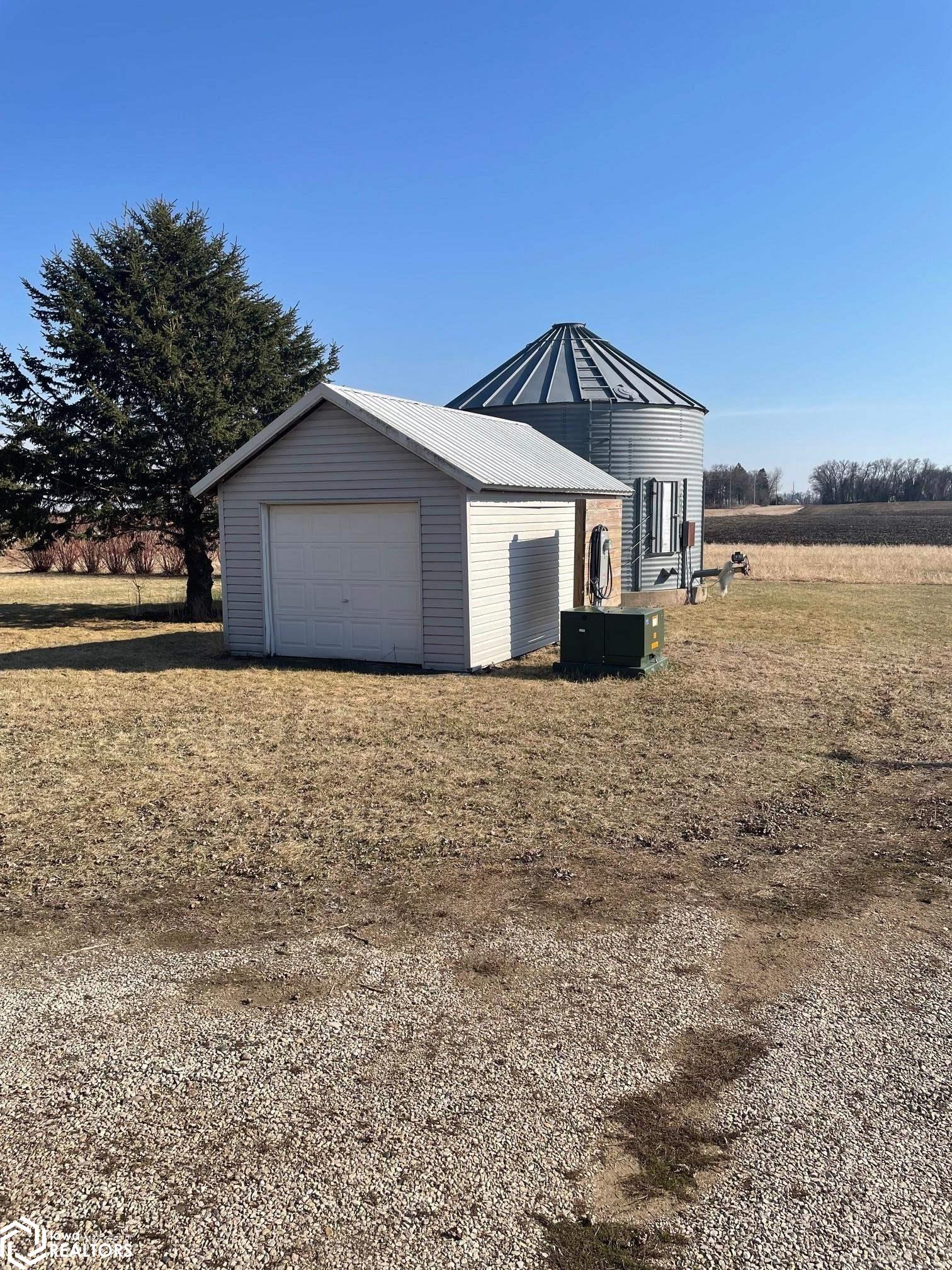 3807 185th Avenue, Lakota, Iowa image 3