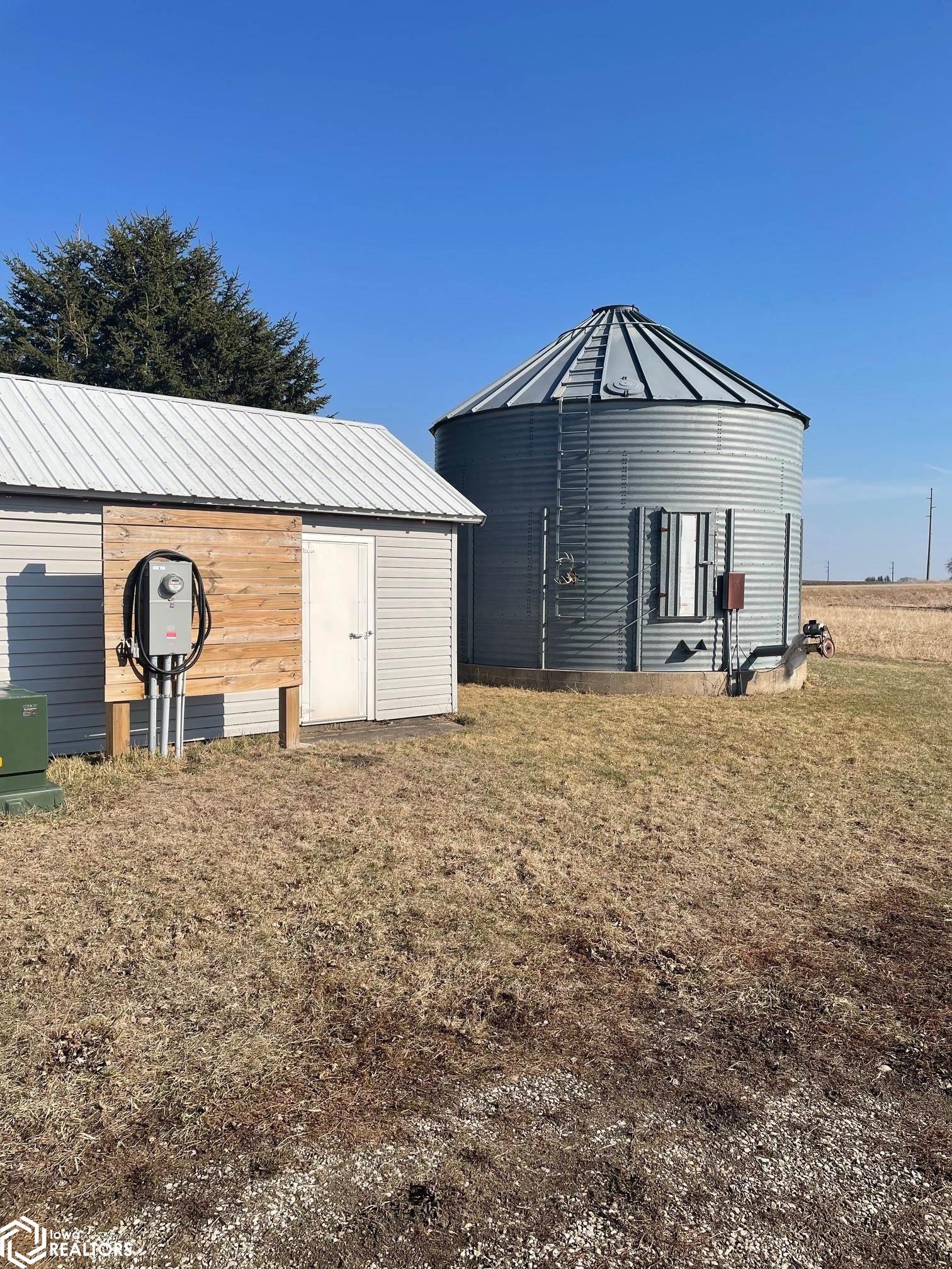 3807 185th Avenue, Lakota, Iowa image 4