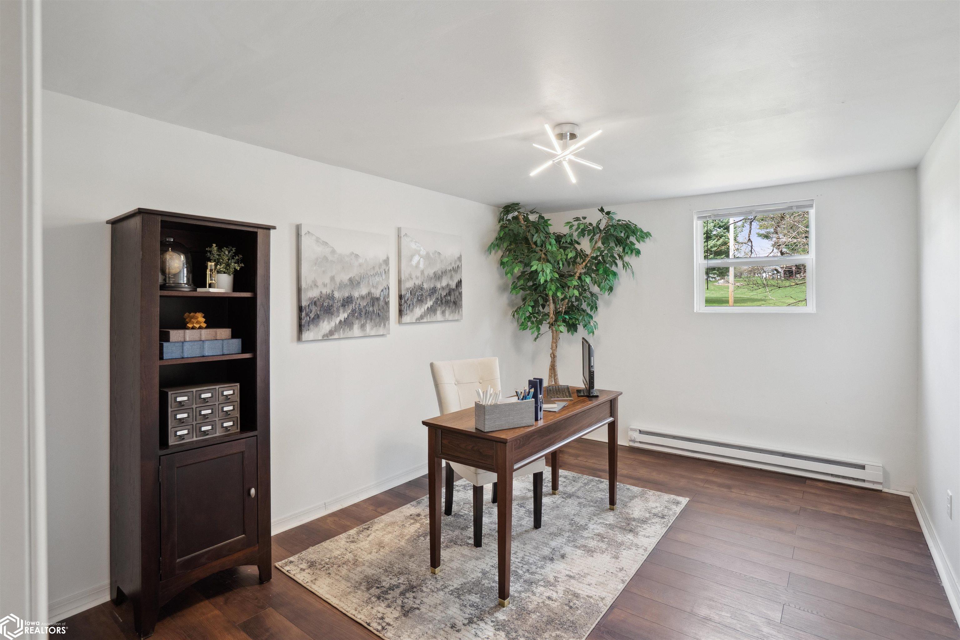 1818 Wiese Garden Road, Marshalltown, Iowa image 17