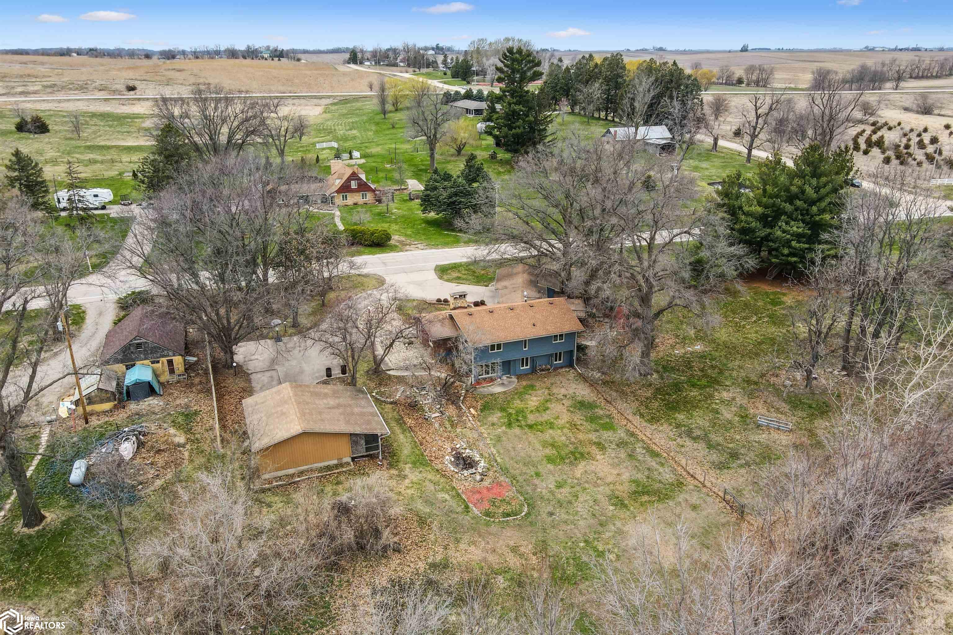 1818 Wiese Garden Road, Marshalltown, Iowa image 47