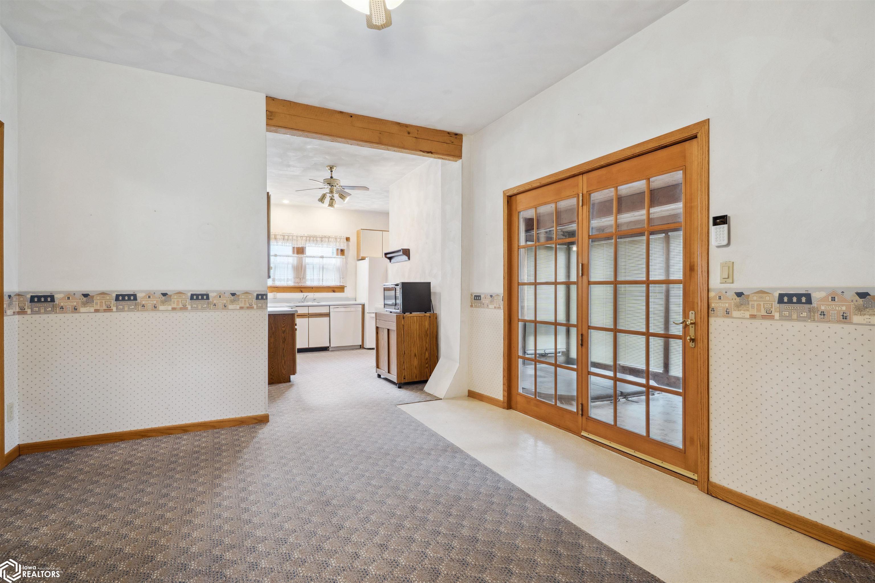 402 E Monroe Street, Mount Pleasant, Iowa image 11