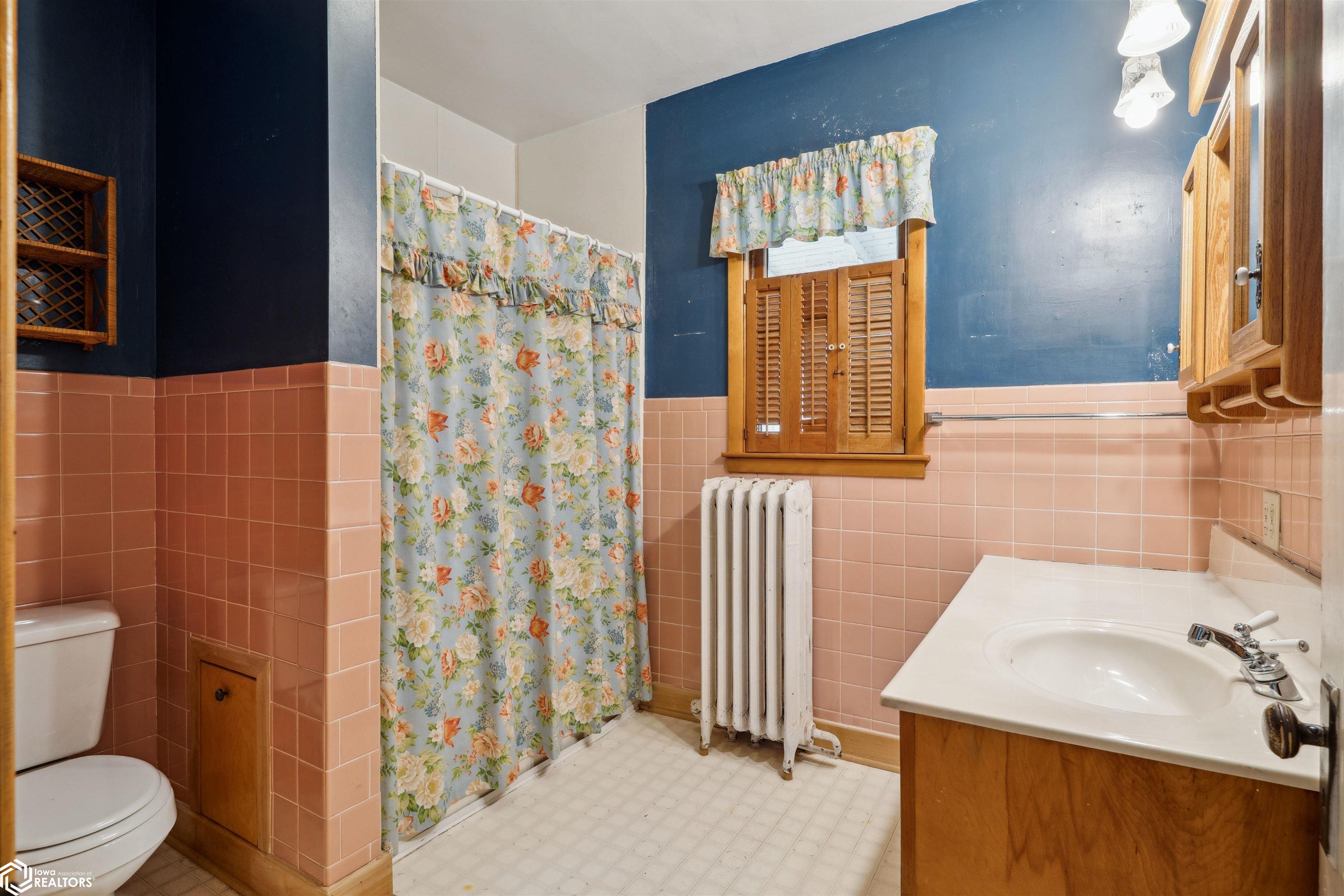 402 E Monroe Street, Mount Pleasant, Iowa image 19