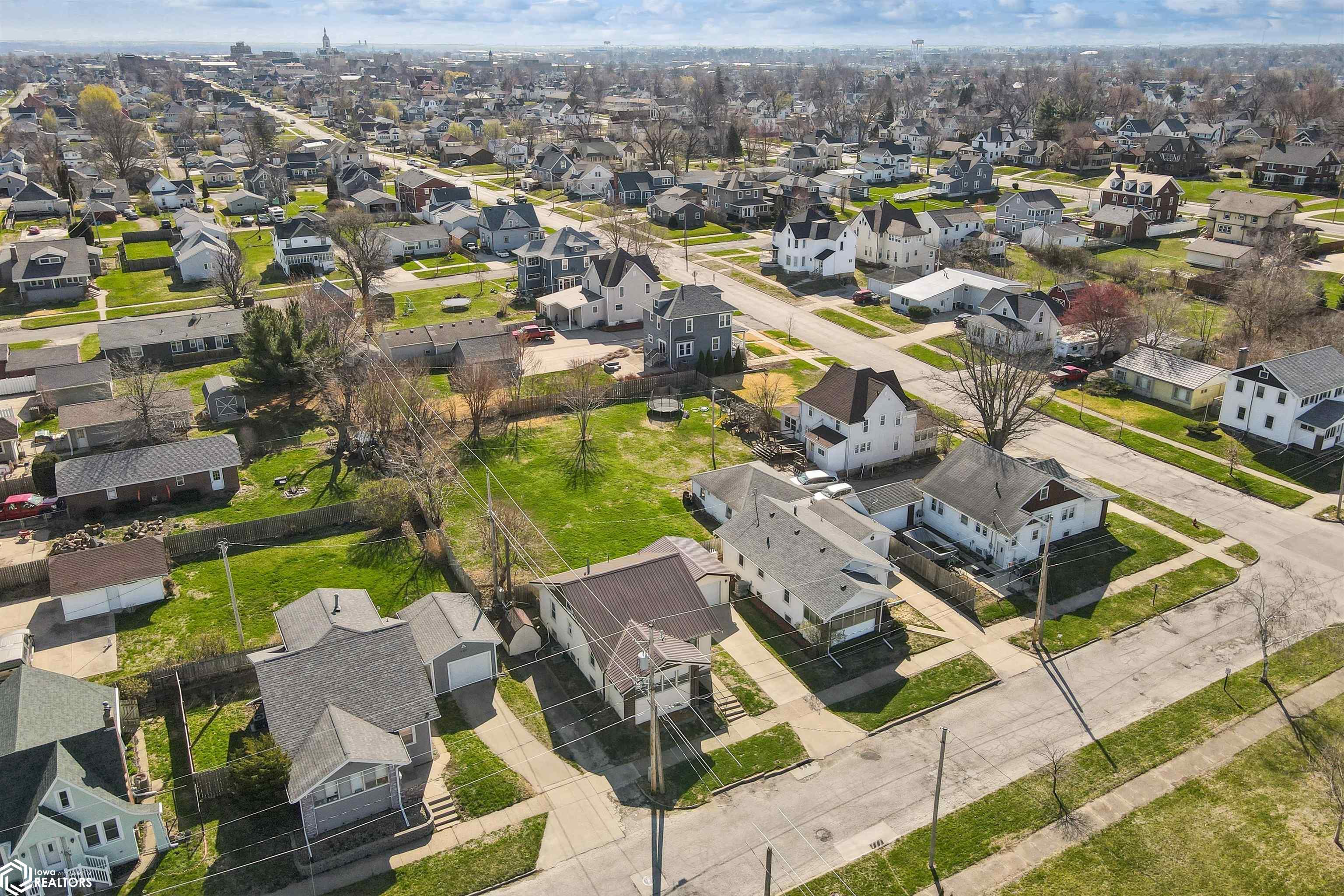 105 N 11th Street, Marshalltown, Iowa image 31