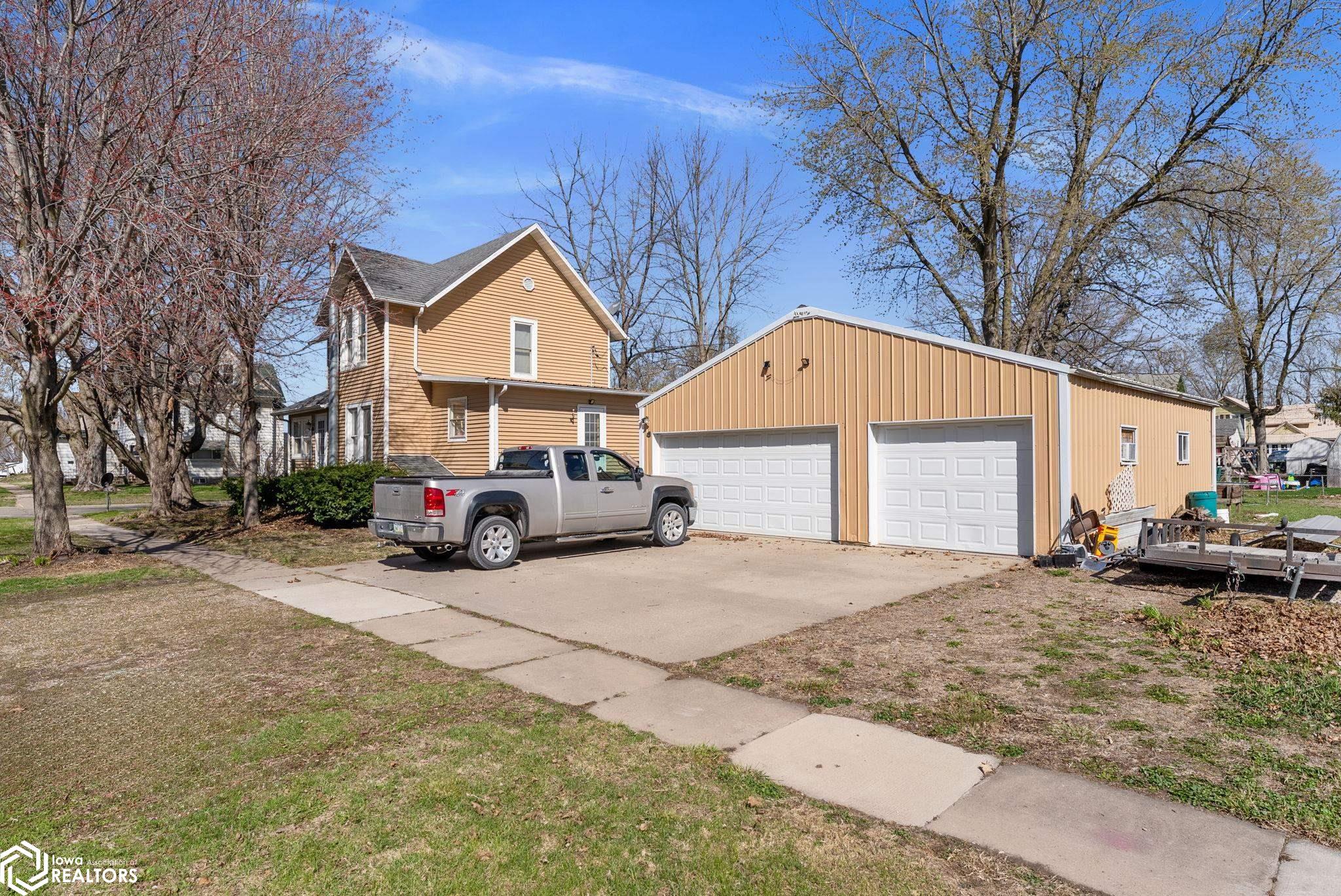 602 N Marion Avenue, Washington, Iowa image 4