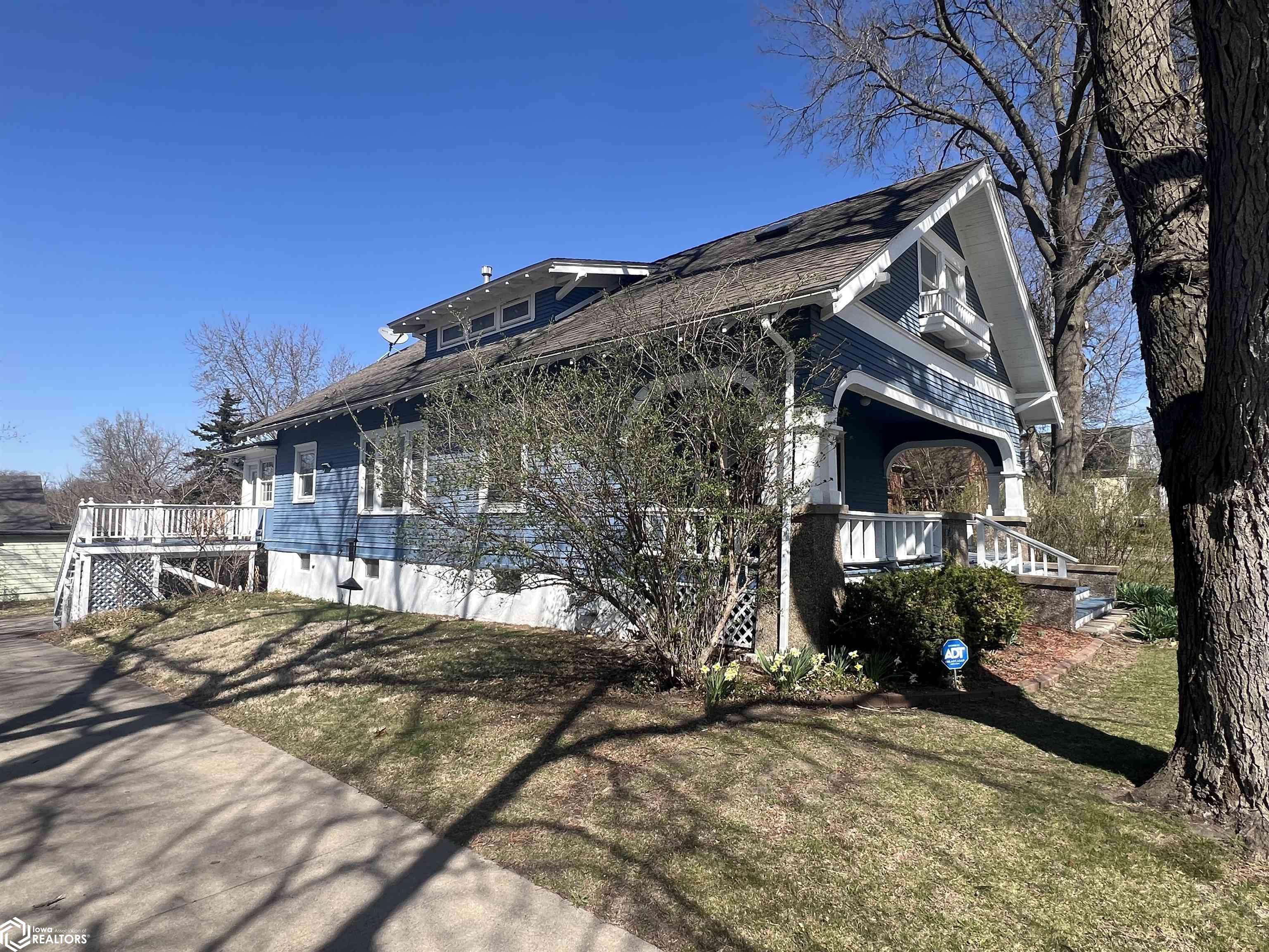 903 E Burlington Avenue, Fairfield, Iowa image 3