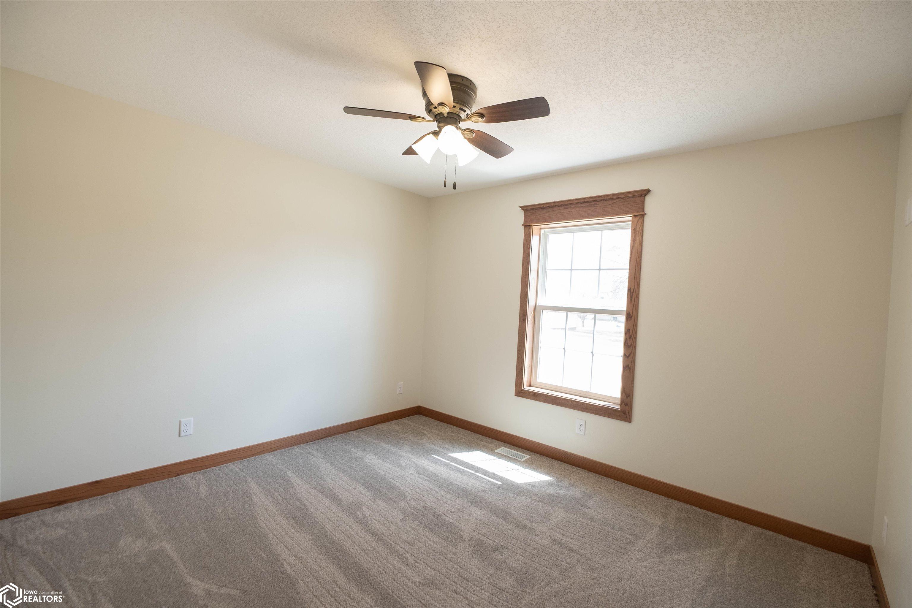 204 E 2nd Street, Haverhill, Iowa image 18