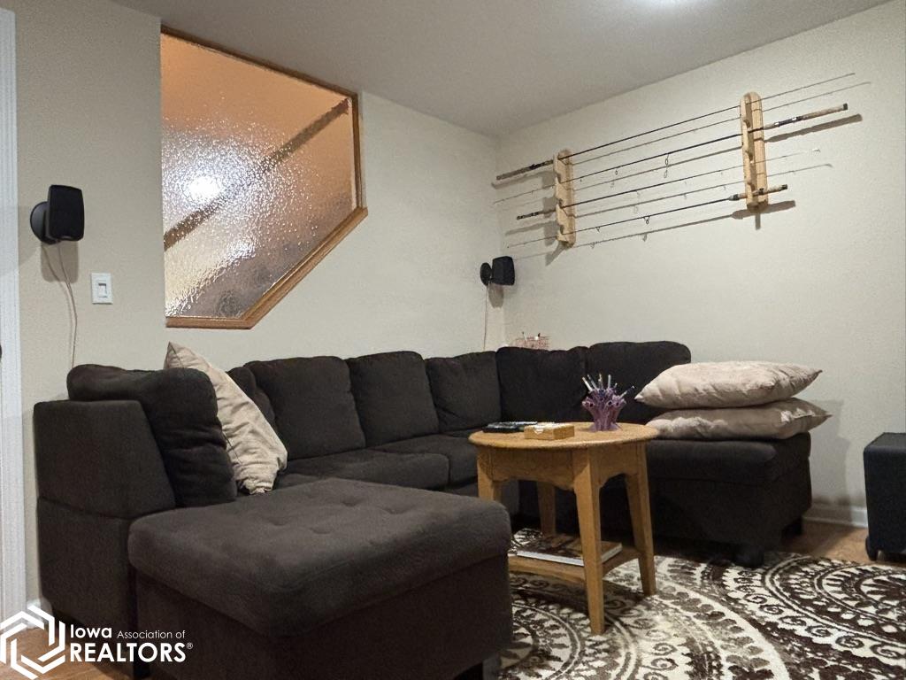 2101 Silverlakes Circle, Fairfield, Iowa image 44
