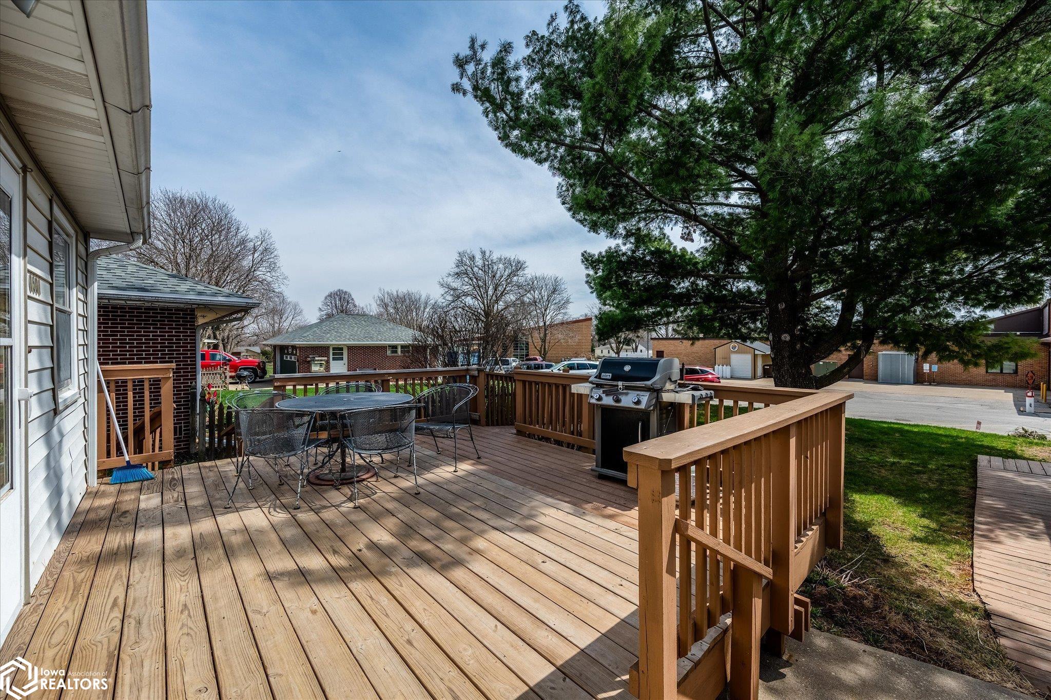1509 Linda Lane, Harlan, Iowa image 6