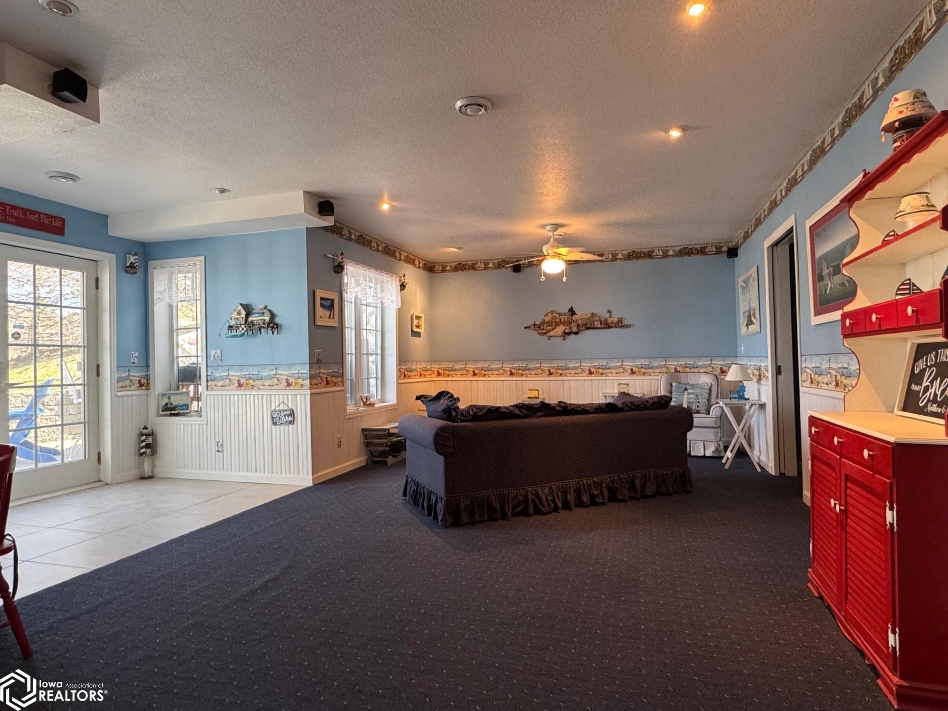 3019 E Lakeshore Drive, Brooklyn, Iowa image 14