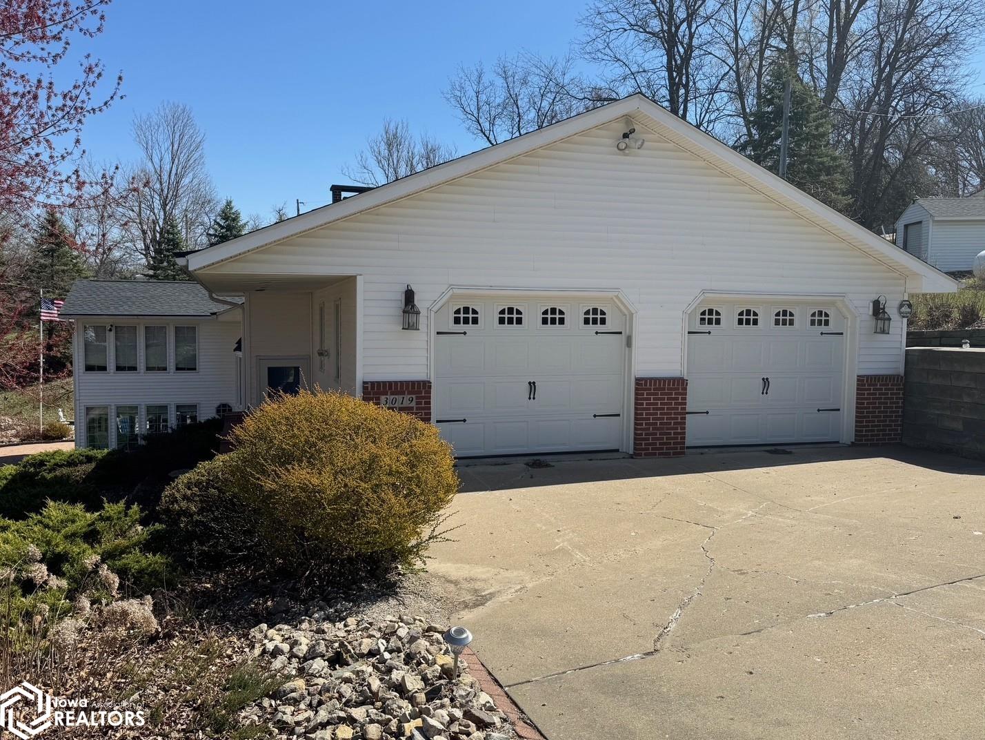 3019 E Lakeshore Drive, Brooklyn, Iowa image 23