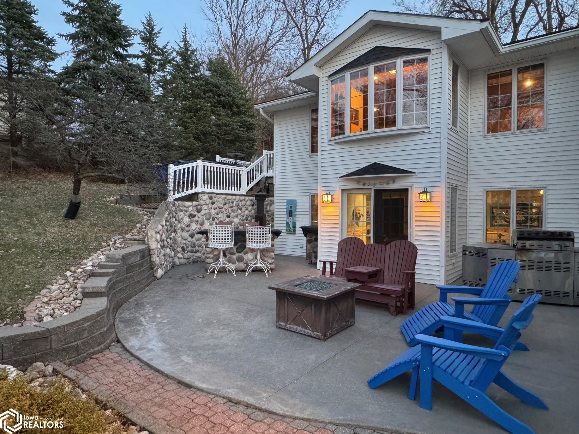 3019 E Lakeshore Drive, Brooklyn, Iowa image 4