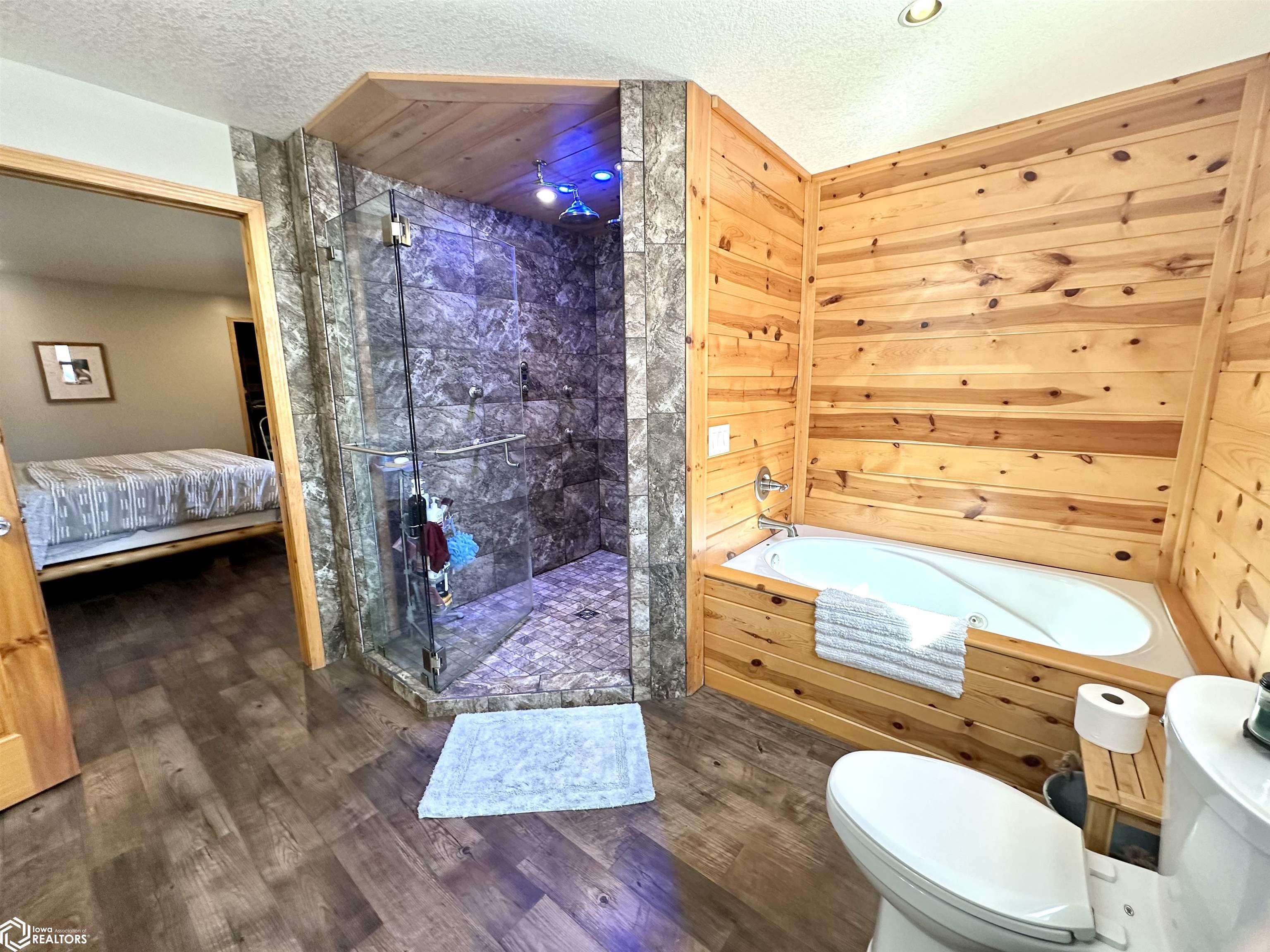 1109 E 132nd Street, Grinnell, Iowa image 30