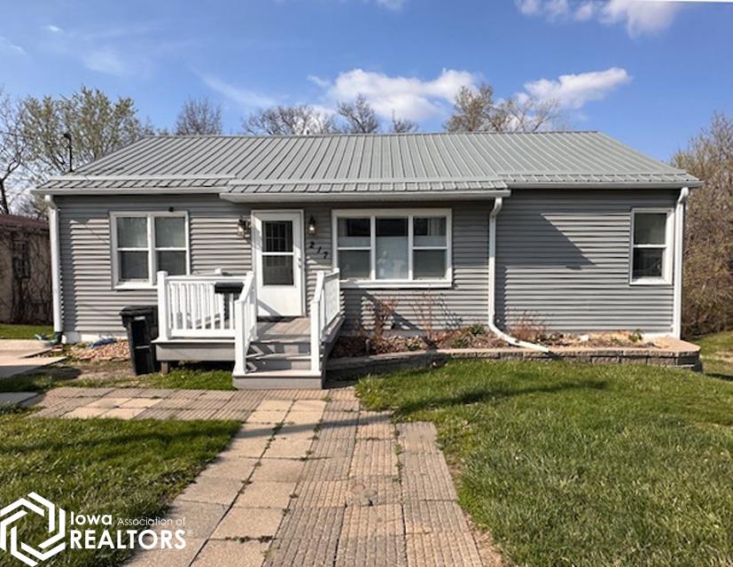 217 W Manning Avenue, Ottumwa, Iowa image 28