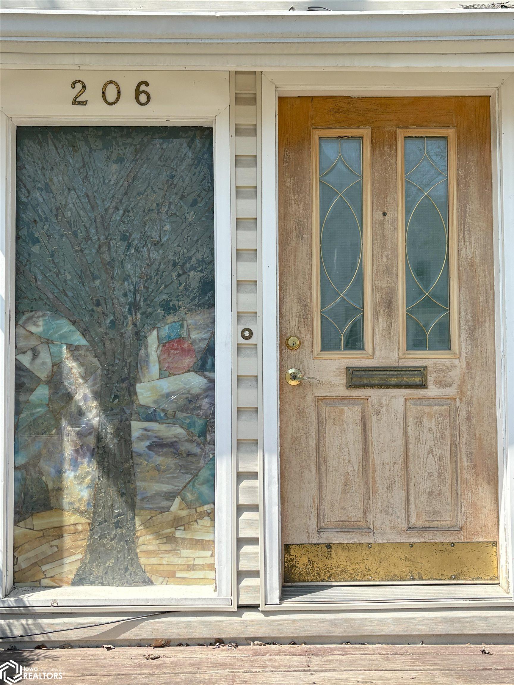 206 S 4th Street, Fairfield, Iowa image 3