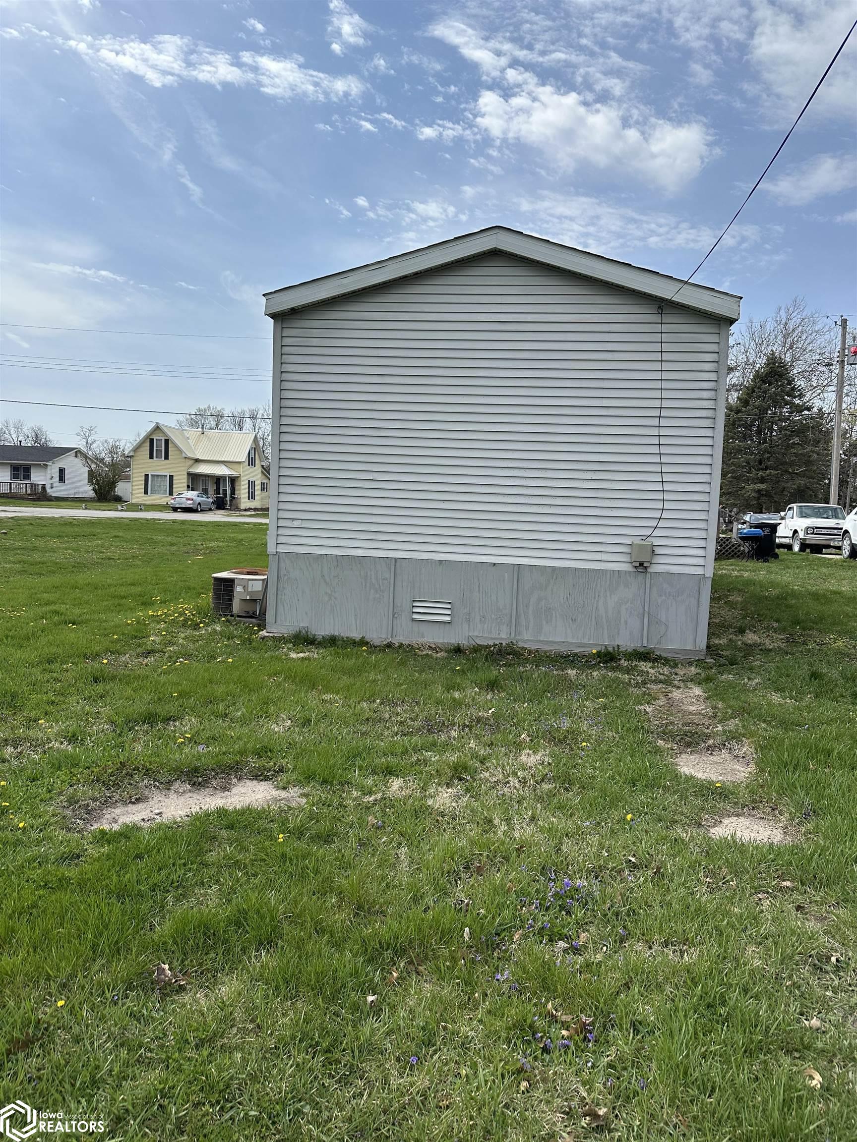 516 S Ward Street, Ottumwa, Iowa image 4