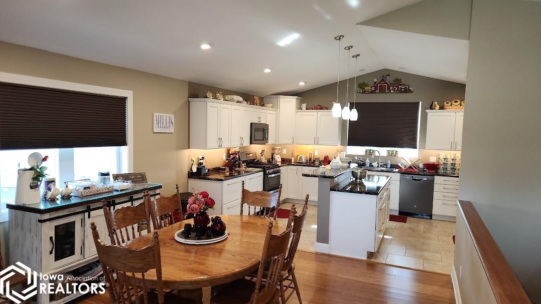 2708 Sunrise Court, Mason City, Iowa image 11