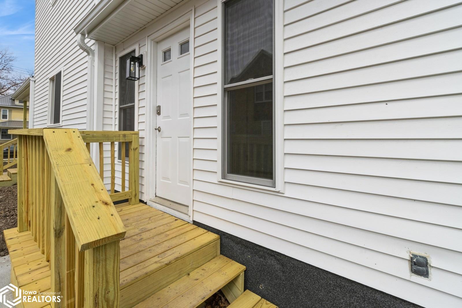 207 N 3rd Street, Montezuma, Iowa image 6