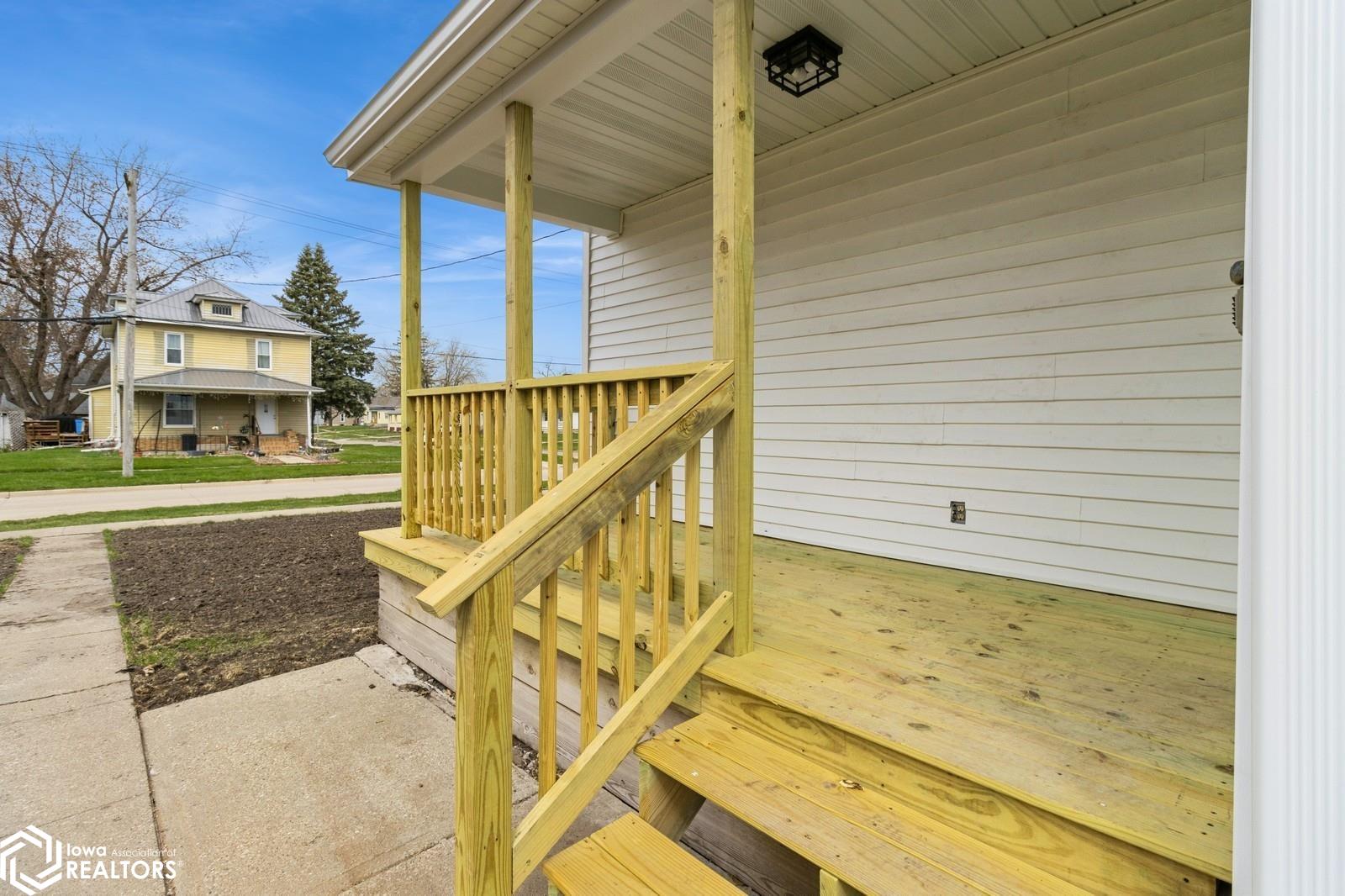 207 N 3rd Street, Montezuma, Iowa image 8