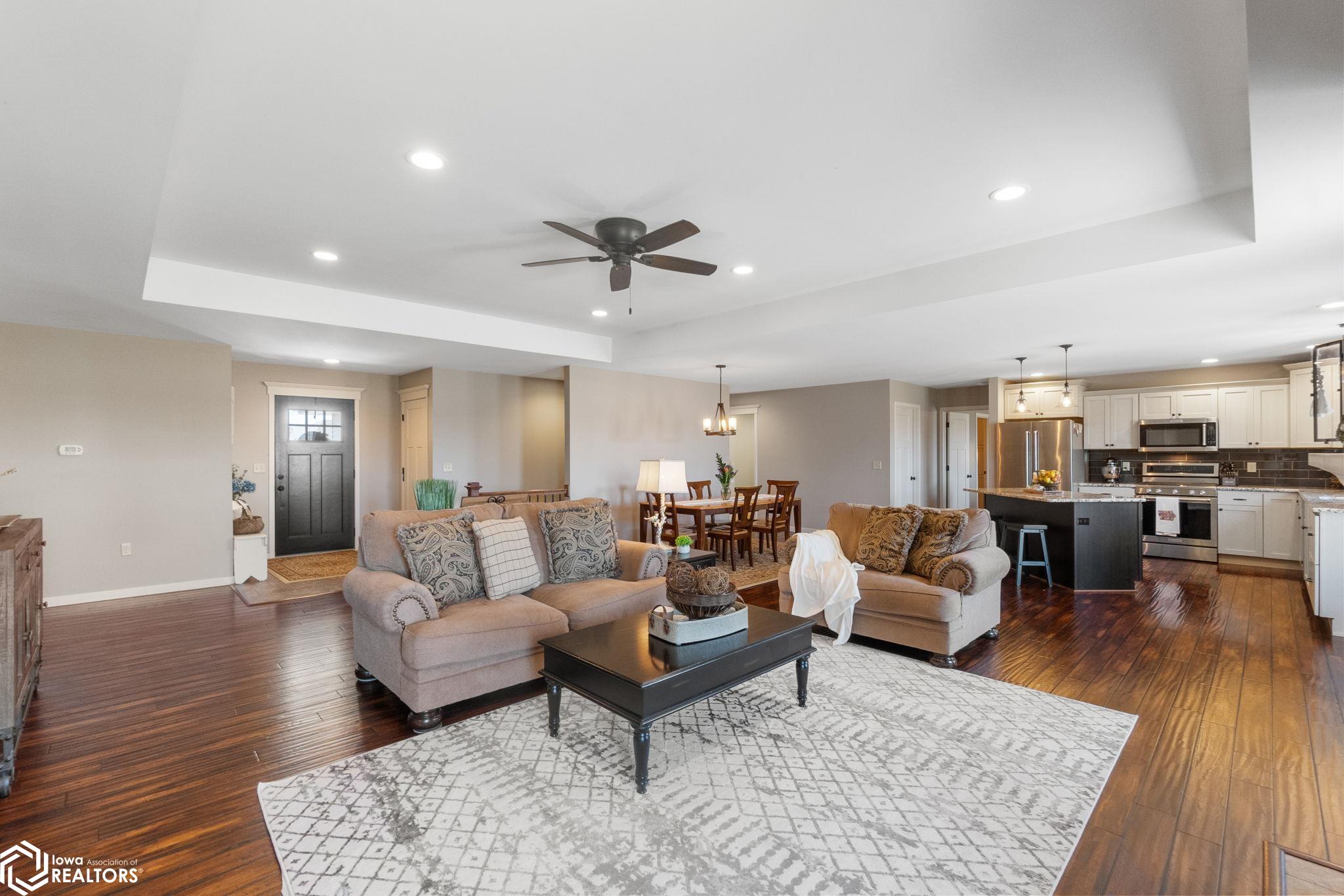 725 Hemlock Ct, Mason City, Iowa image 12