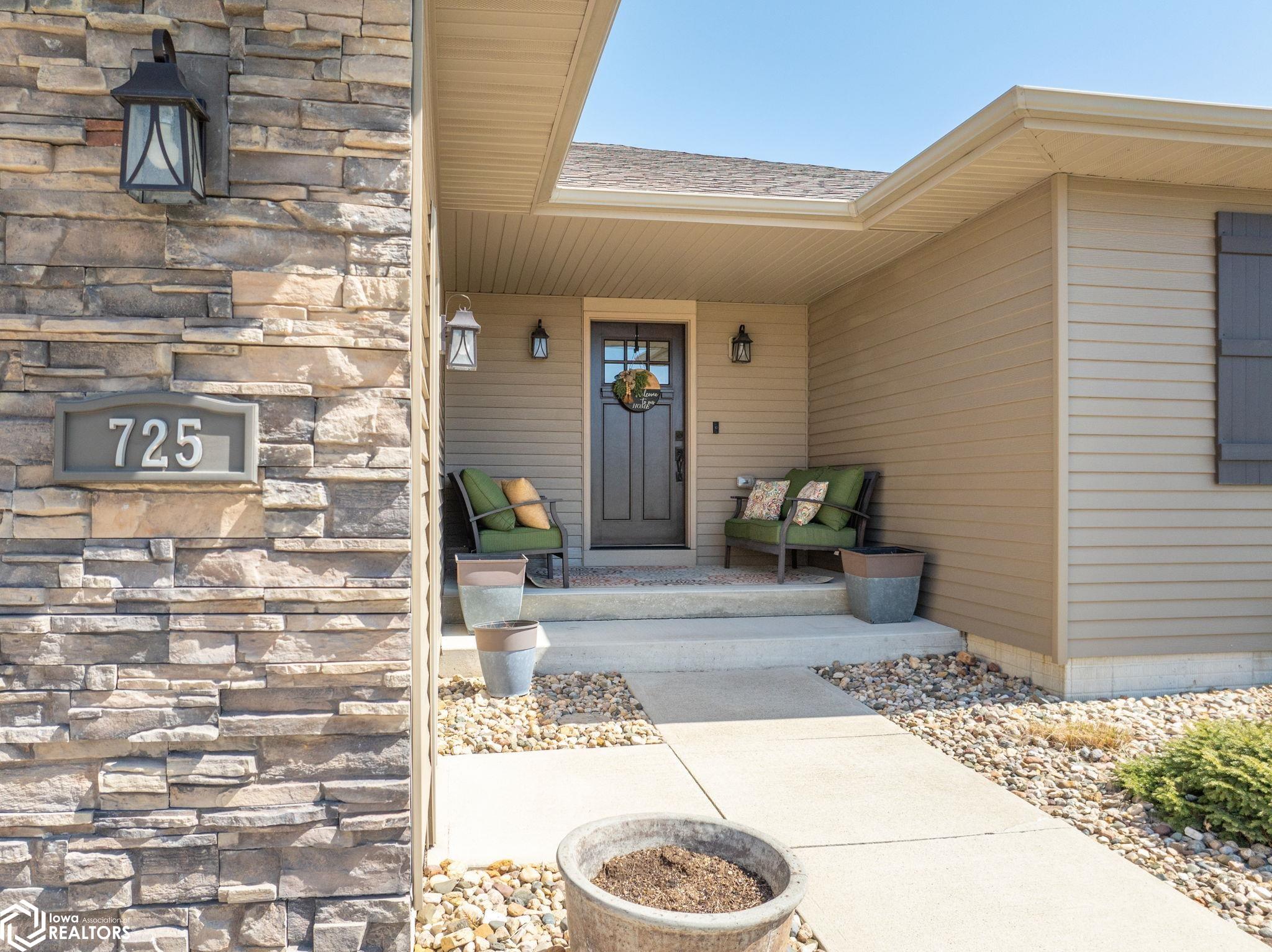 725 Hemlock Ct, Mason City, Iowa image 4
