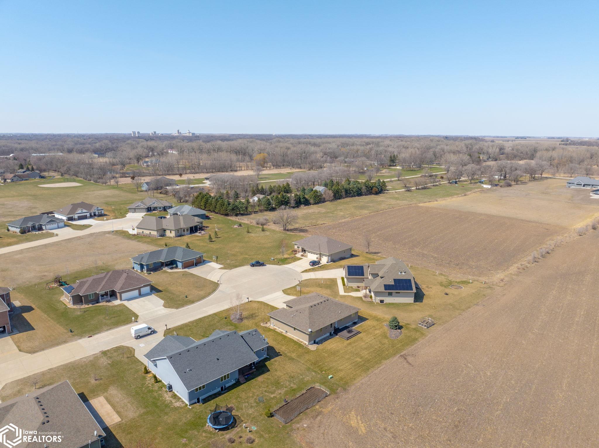 725 Hemlock Ct, Mason City, Iowa image 35