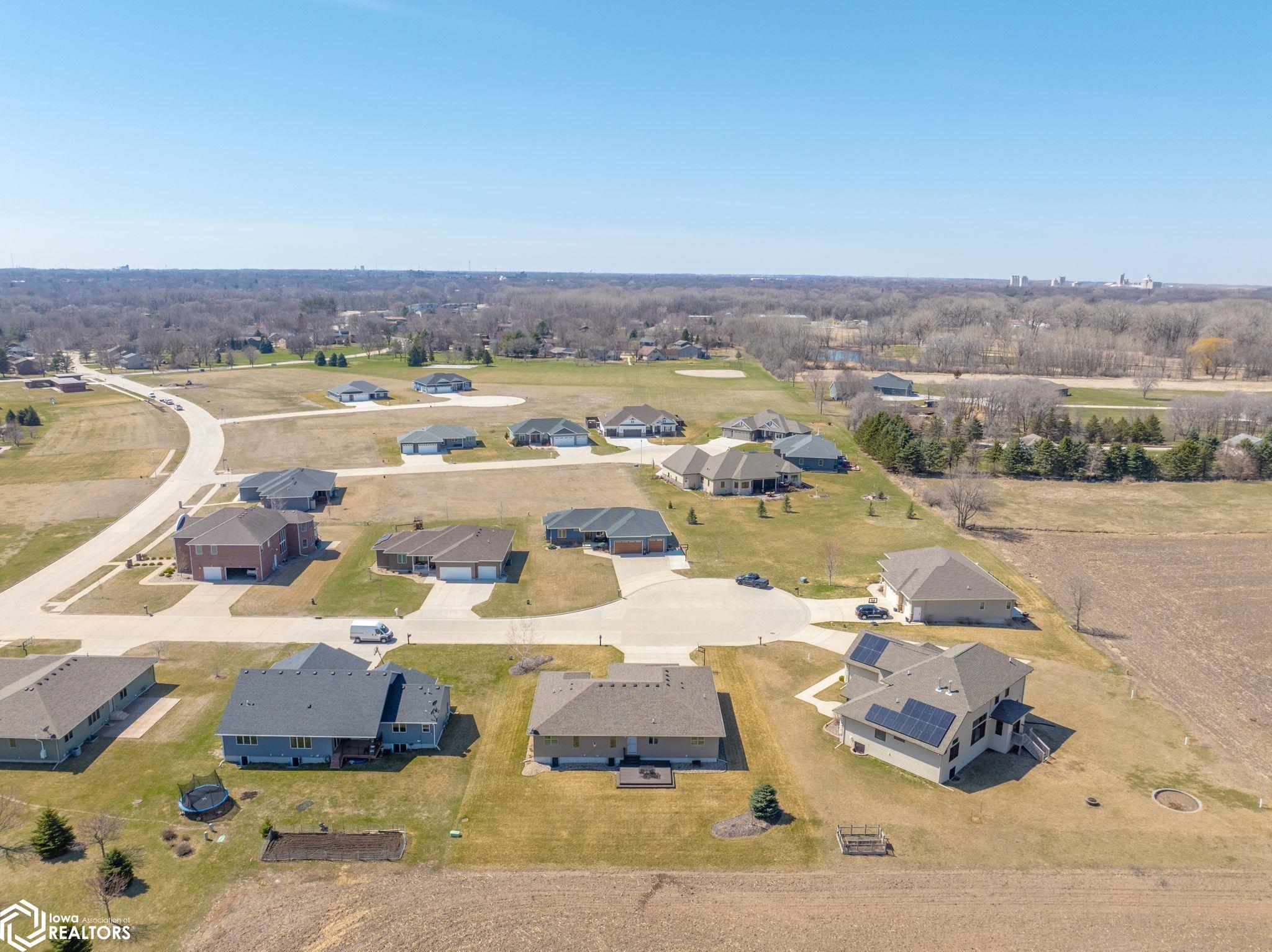 725 Hemlock Ct, Mason City, Iowa image 36