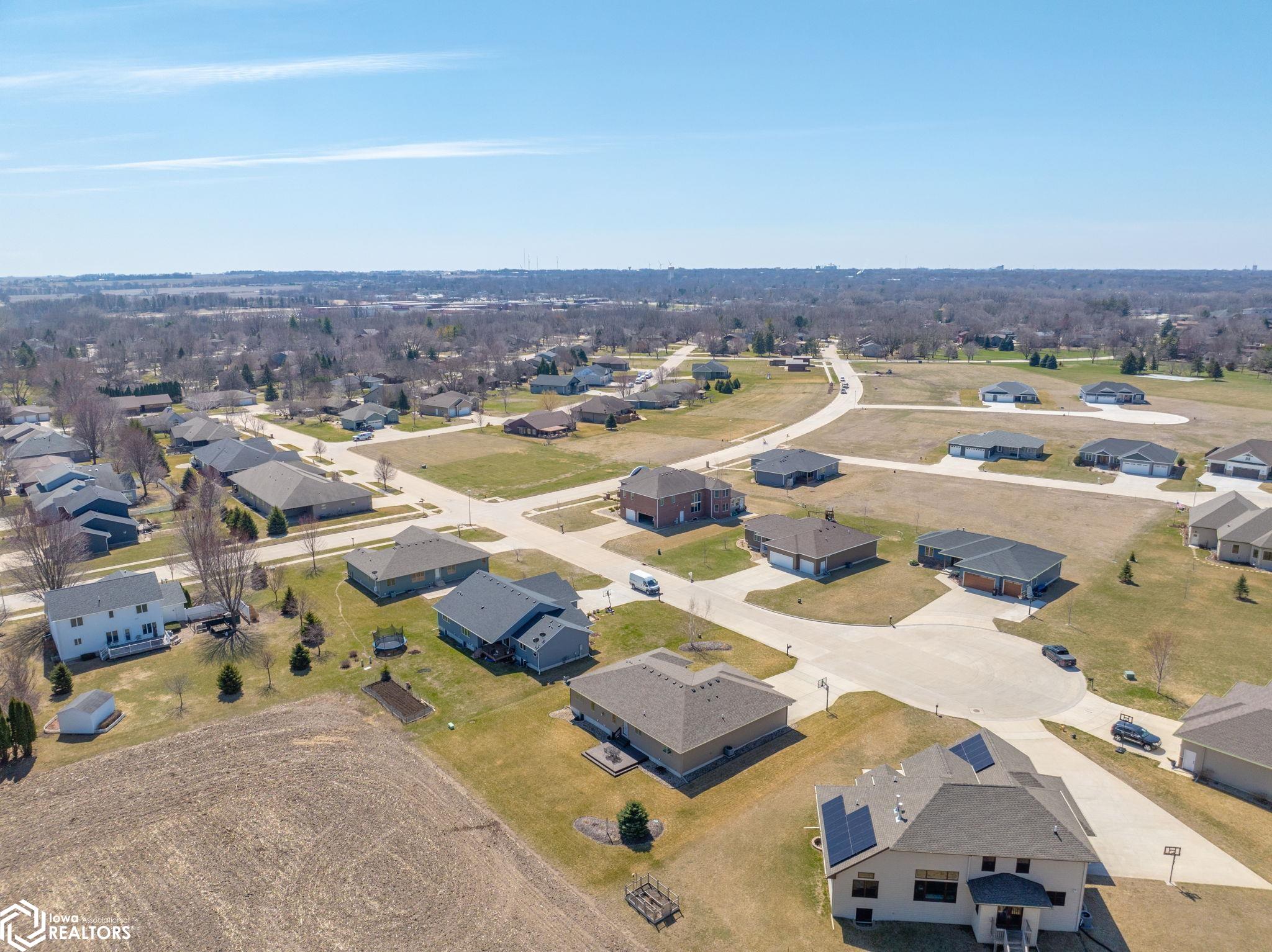 725 Hemlock Ct, Mason City, Iowa image 37