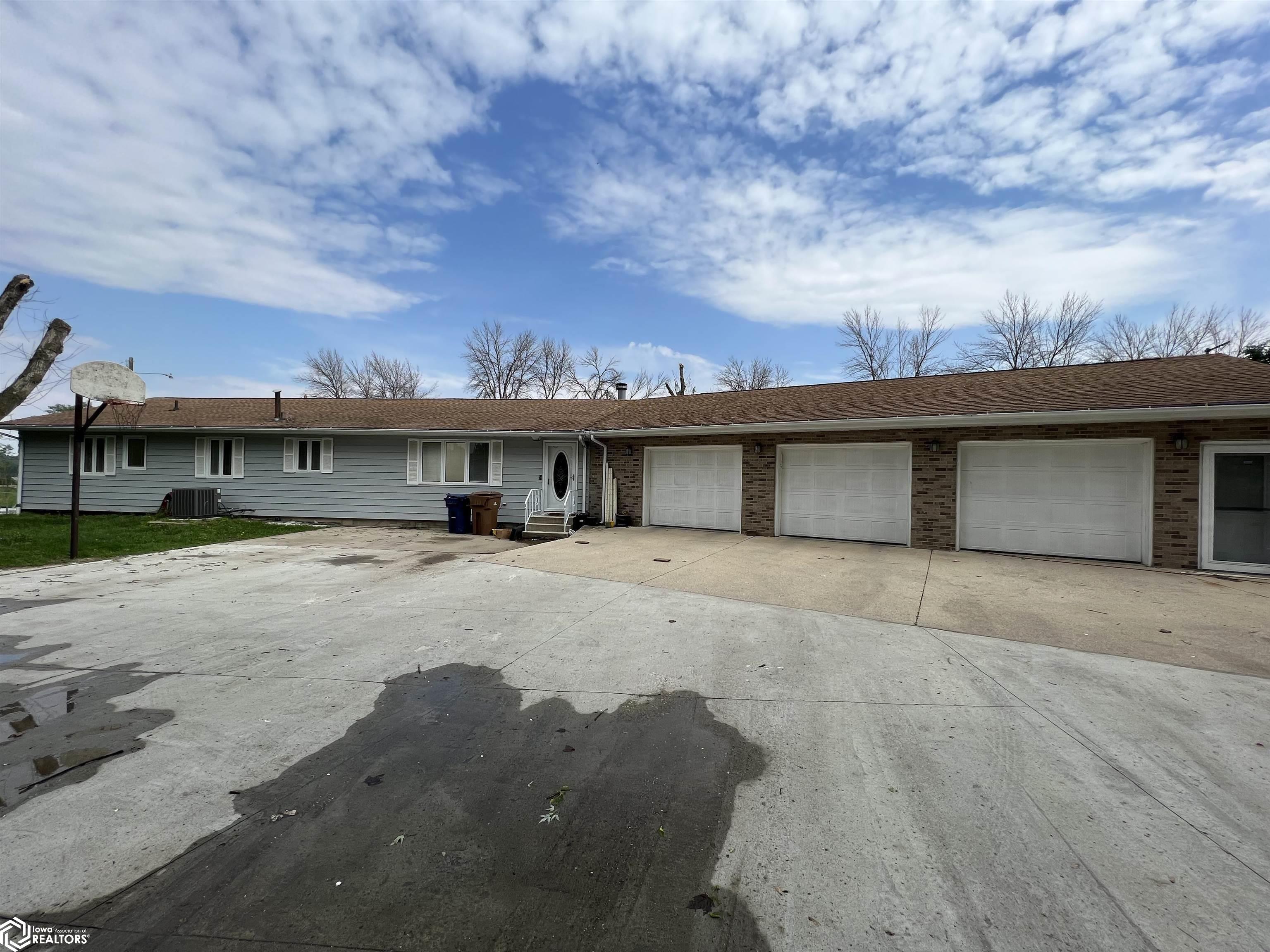 1114 S 8th Street, Denison, Iowa image 3