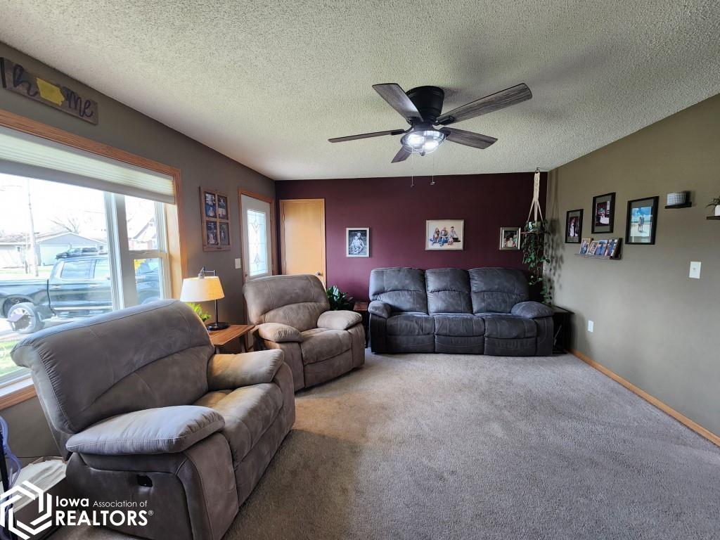 914 15th Street, Mason City, Iowa image 3