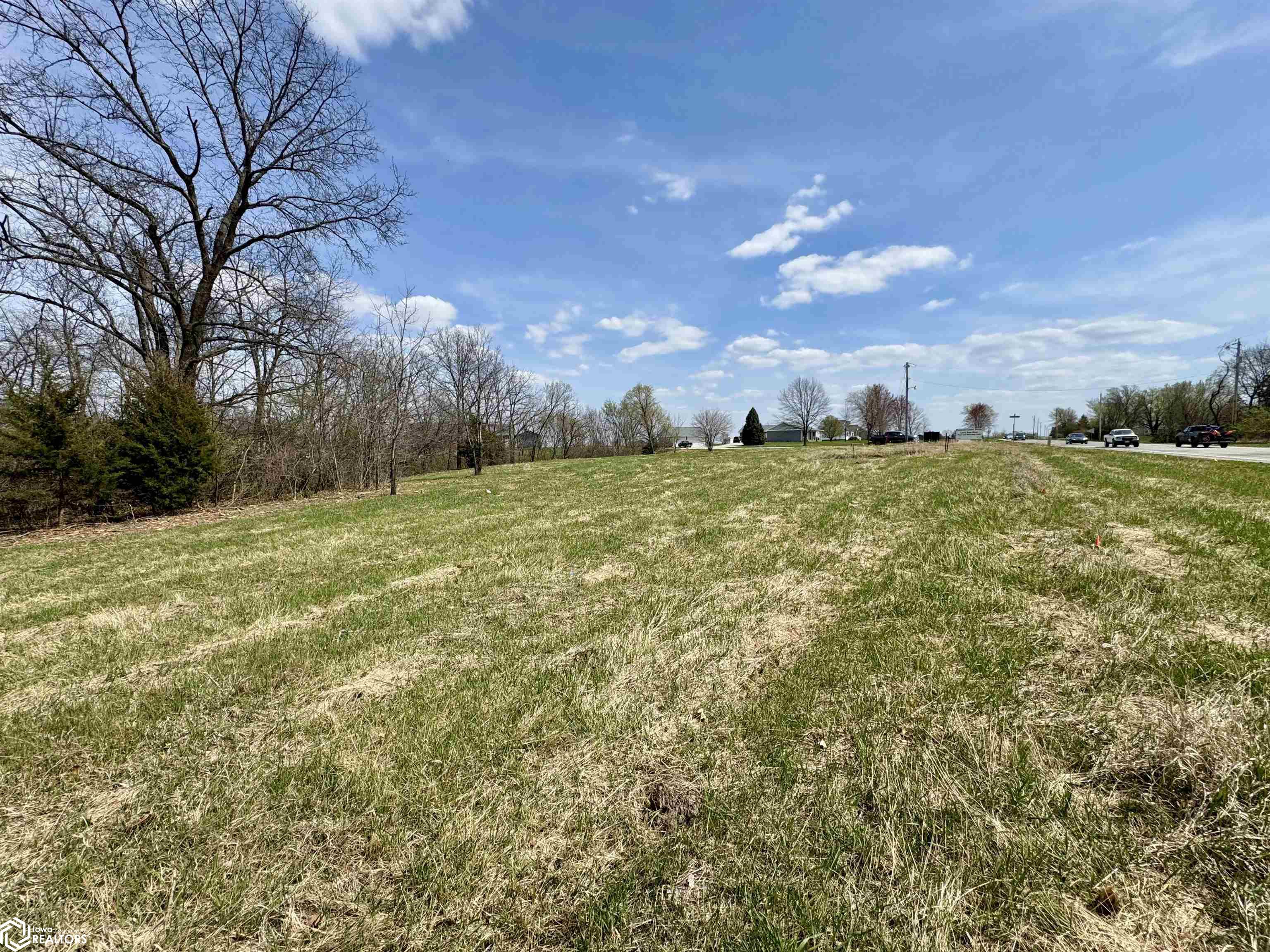 - Osceola Dr., Knoxville, Iowa image 15