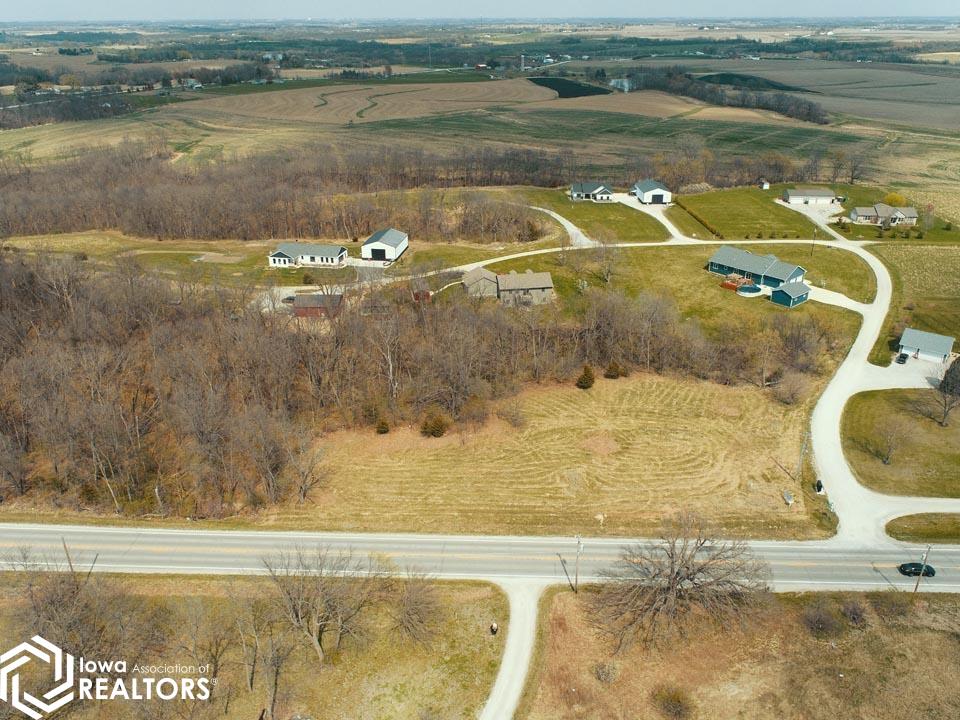 - Osceola Dr., Knoxville, Iowa image 16