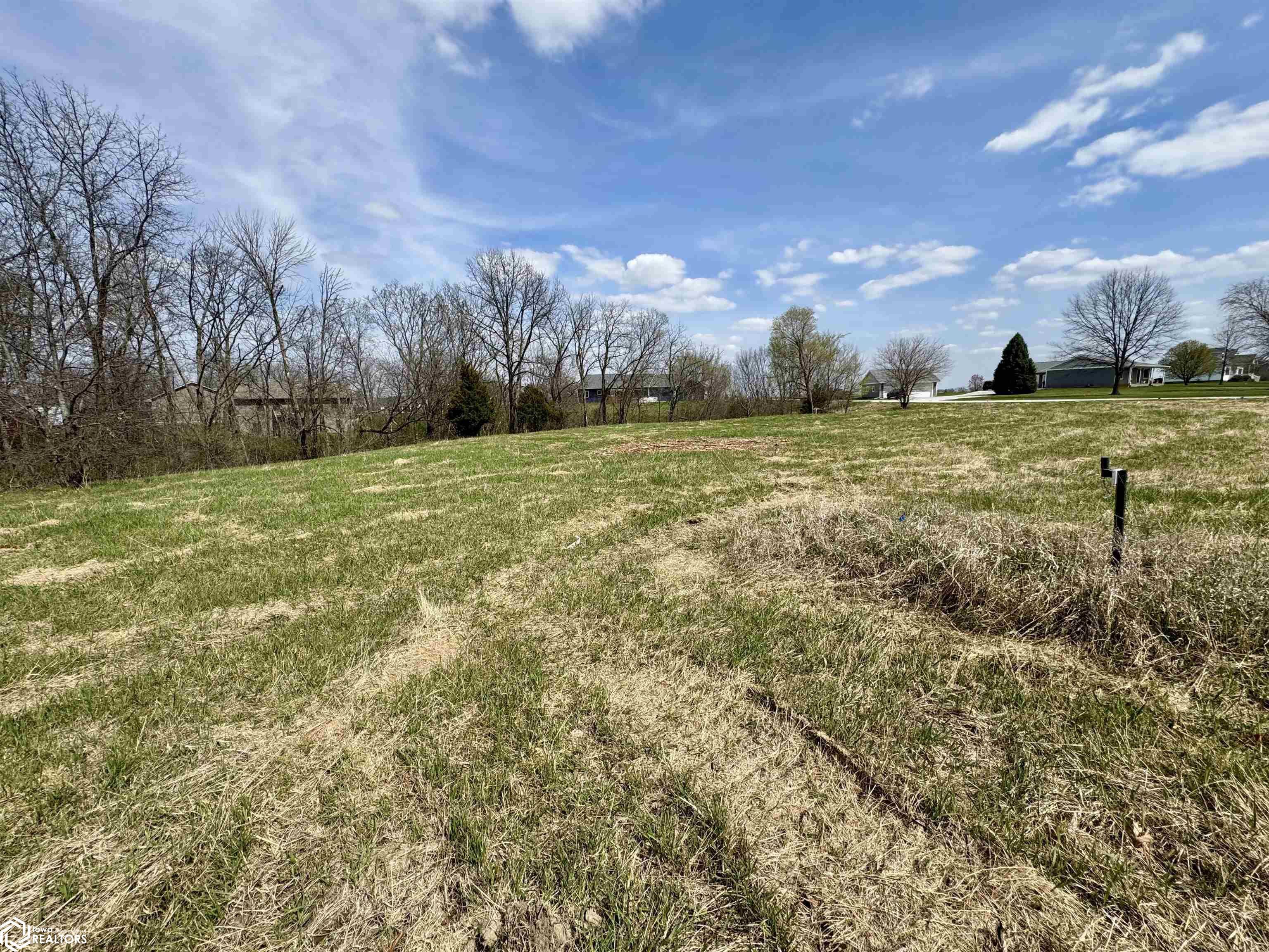 - Osceola Dr., Knoxville, Iowa image 17