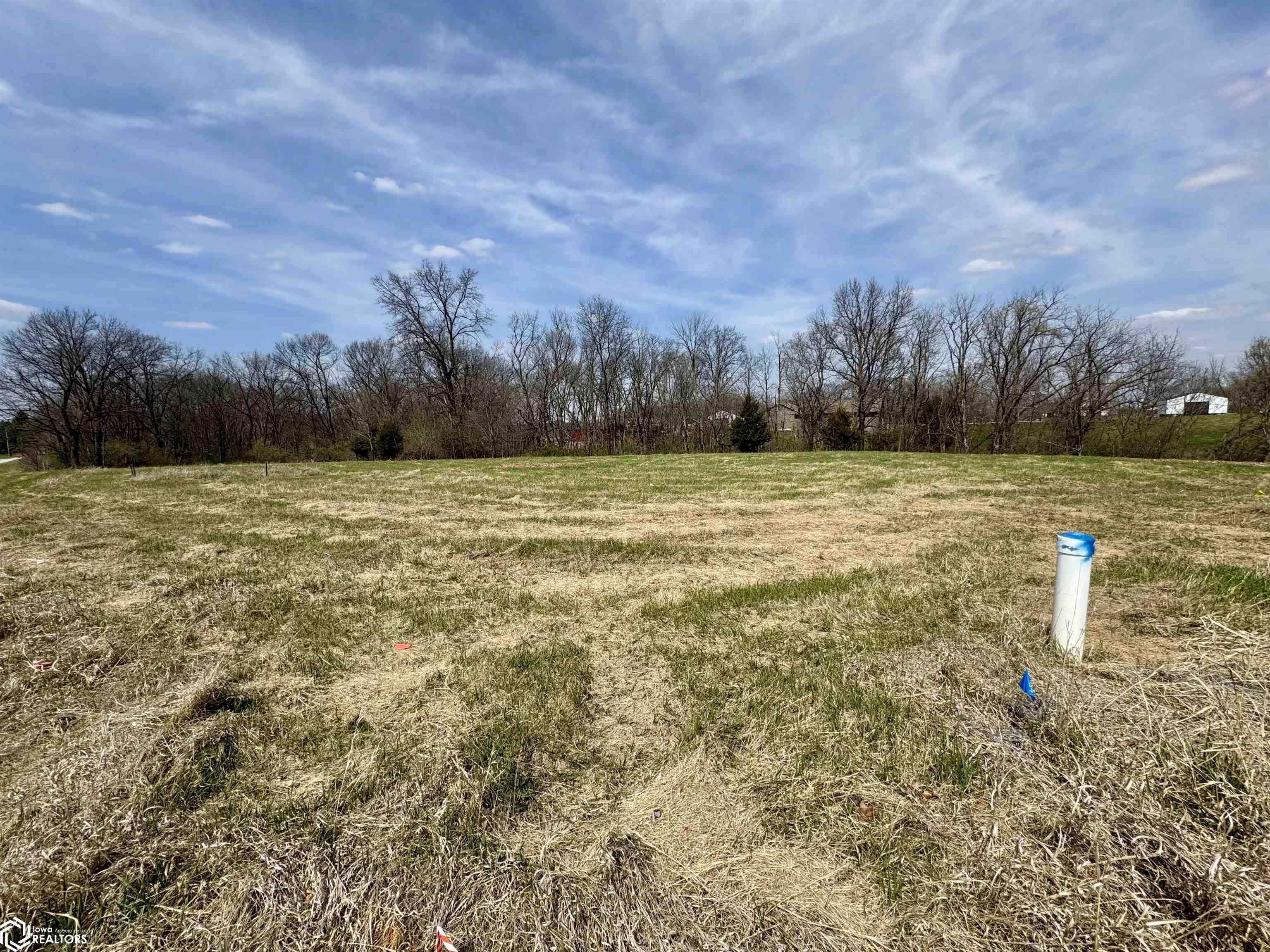 - Osceola Dr., Knoxville, Iowa image 9