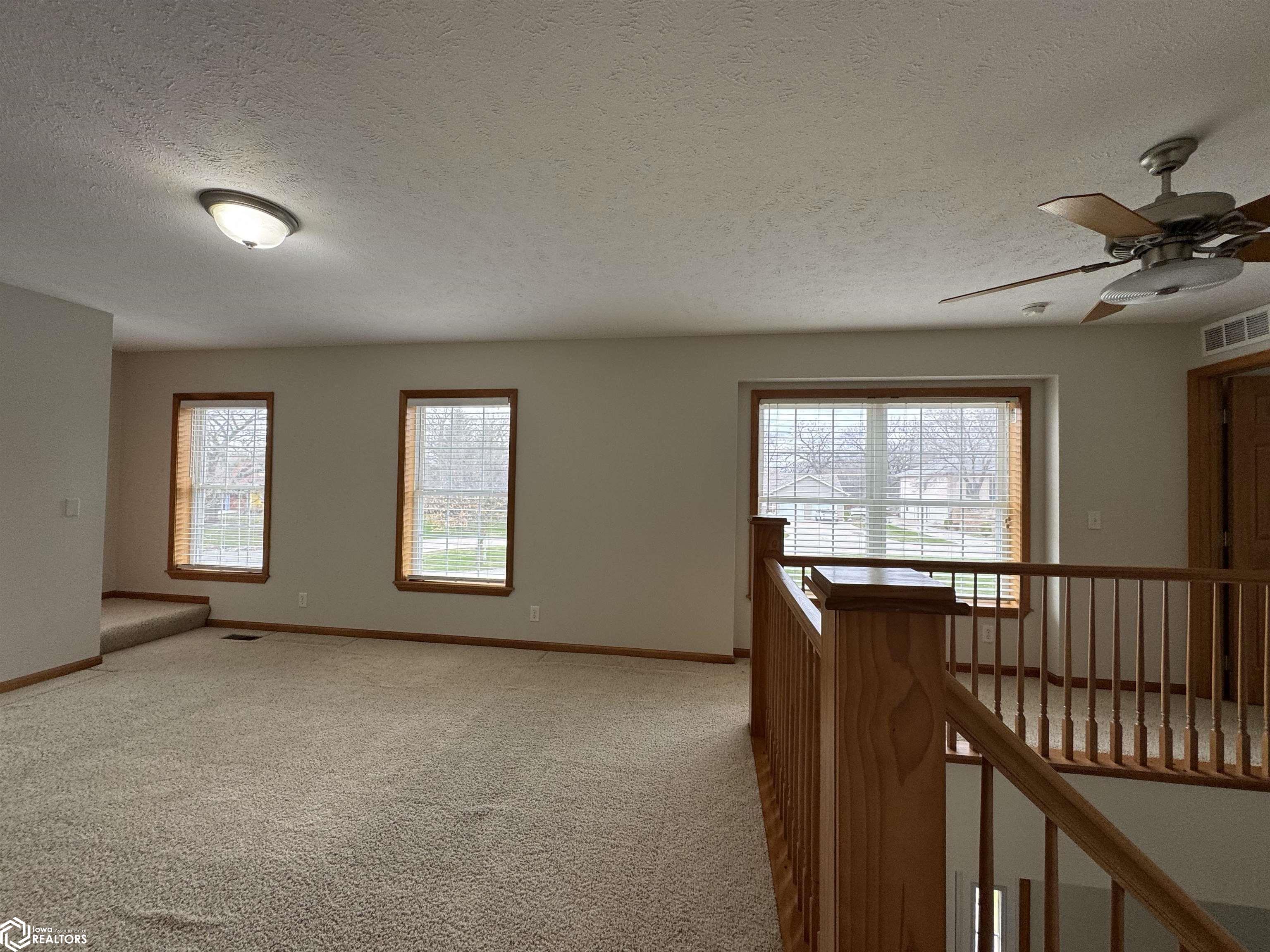 15127 Dove Circle, Clear Lake, Iowa image 15
