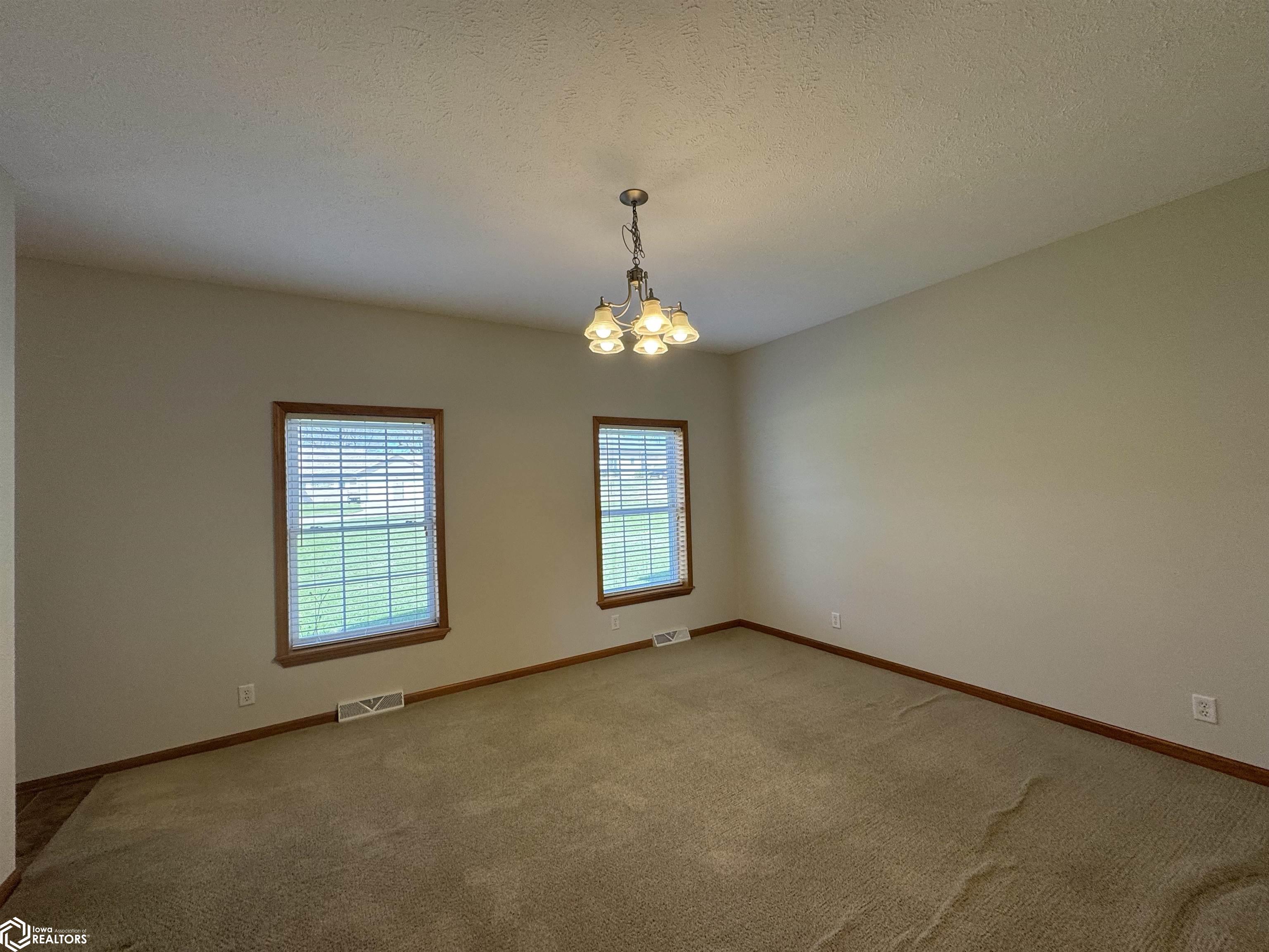 15127 Dove Circle, Clear Lake, Iowa image 5