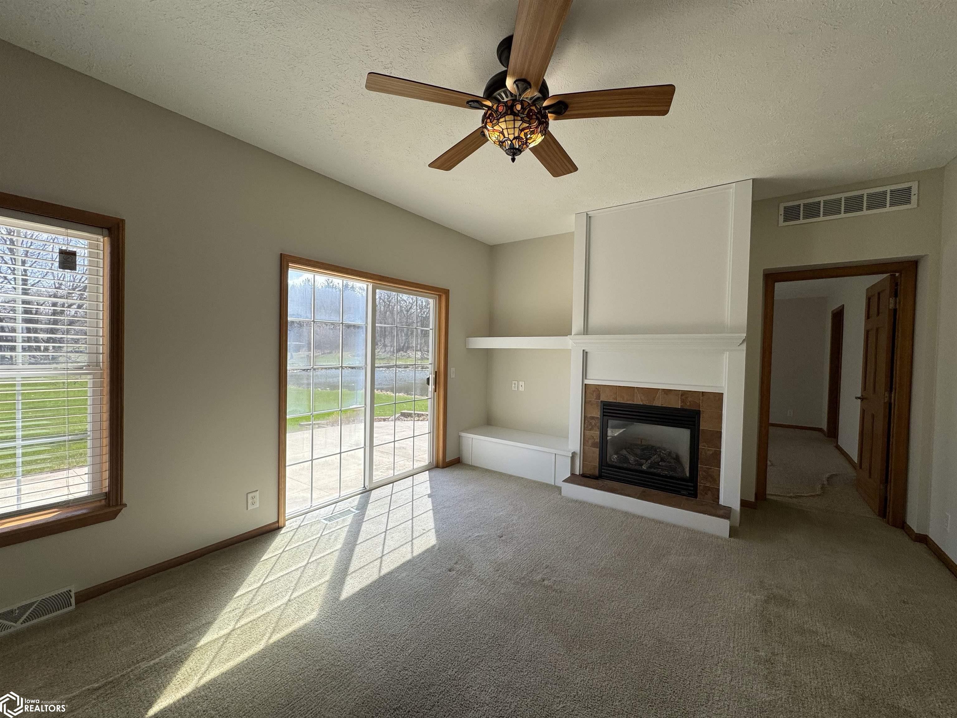 15127 Dove Circle, Clear Lake, Iowa image 10