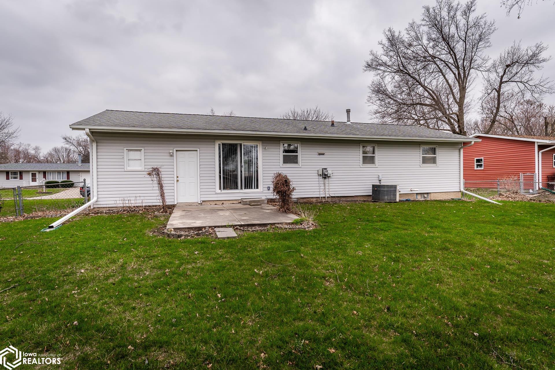 705 Arlington Drive, Marshalltown, Iowa image 39