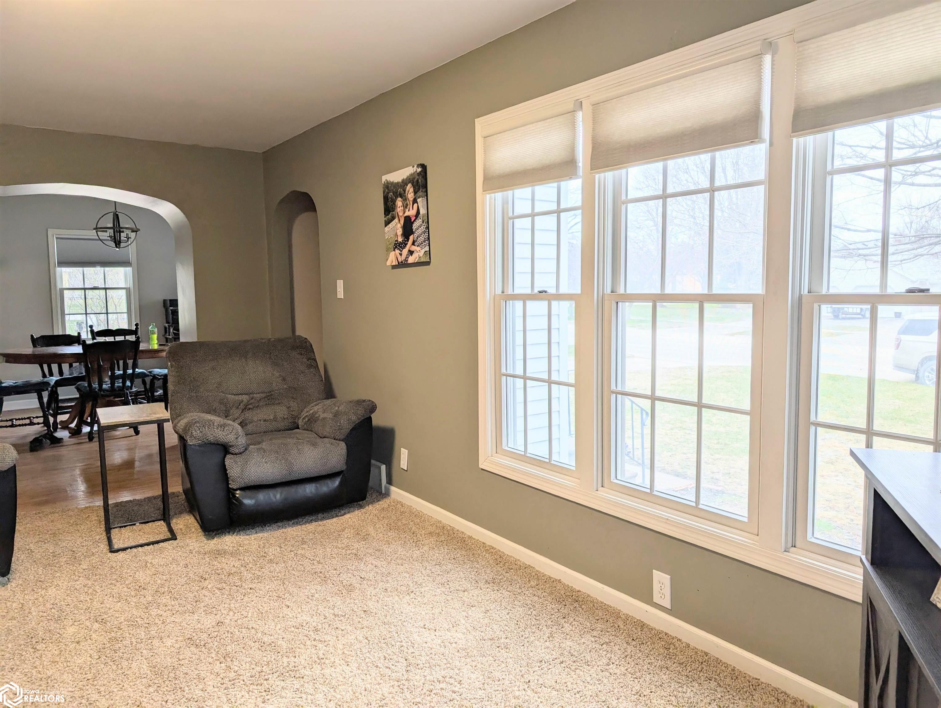 208 3rd Ave N, Humboldt, Iowa image 3