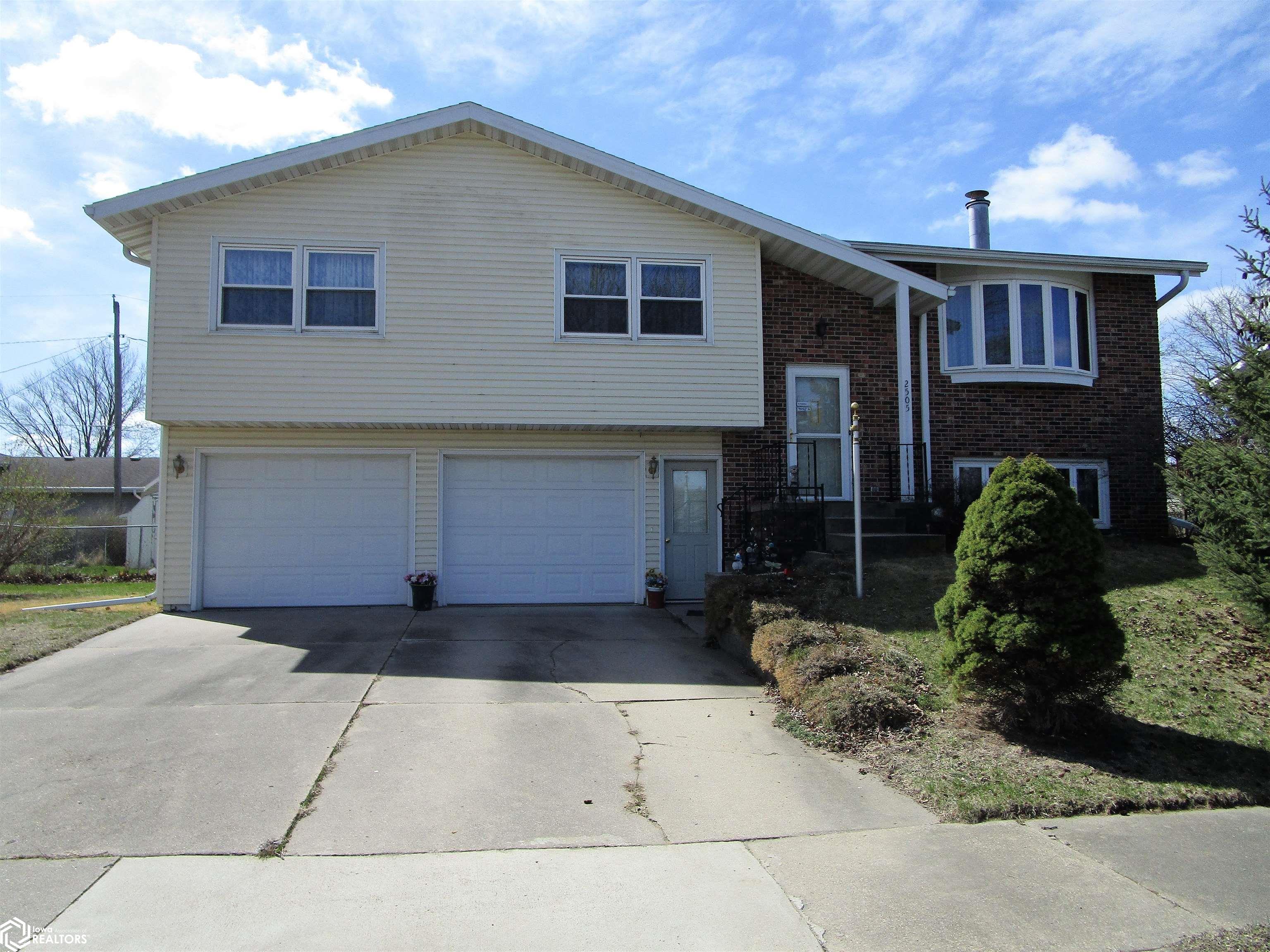2505 Sunset, Iowa Falls, Iowa image 2