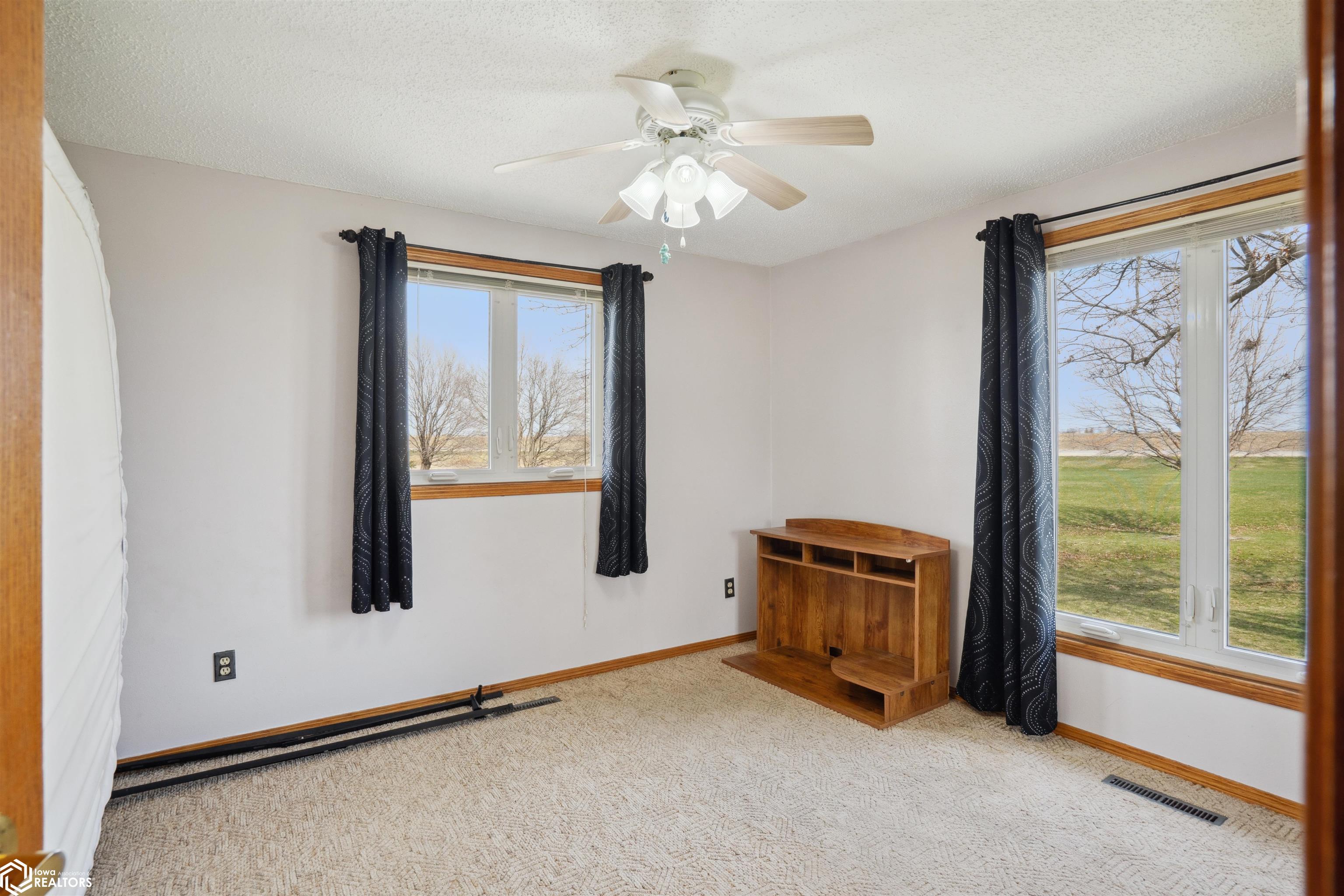 1505 Sanford Avenue, Marshalltown, Iowa image 12