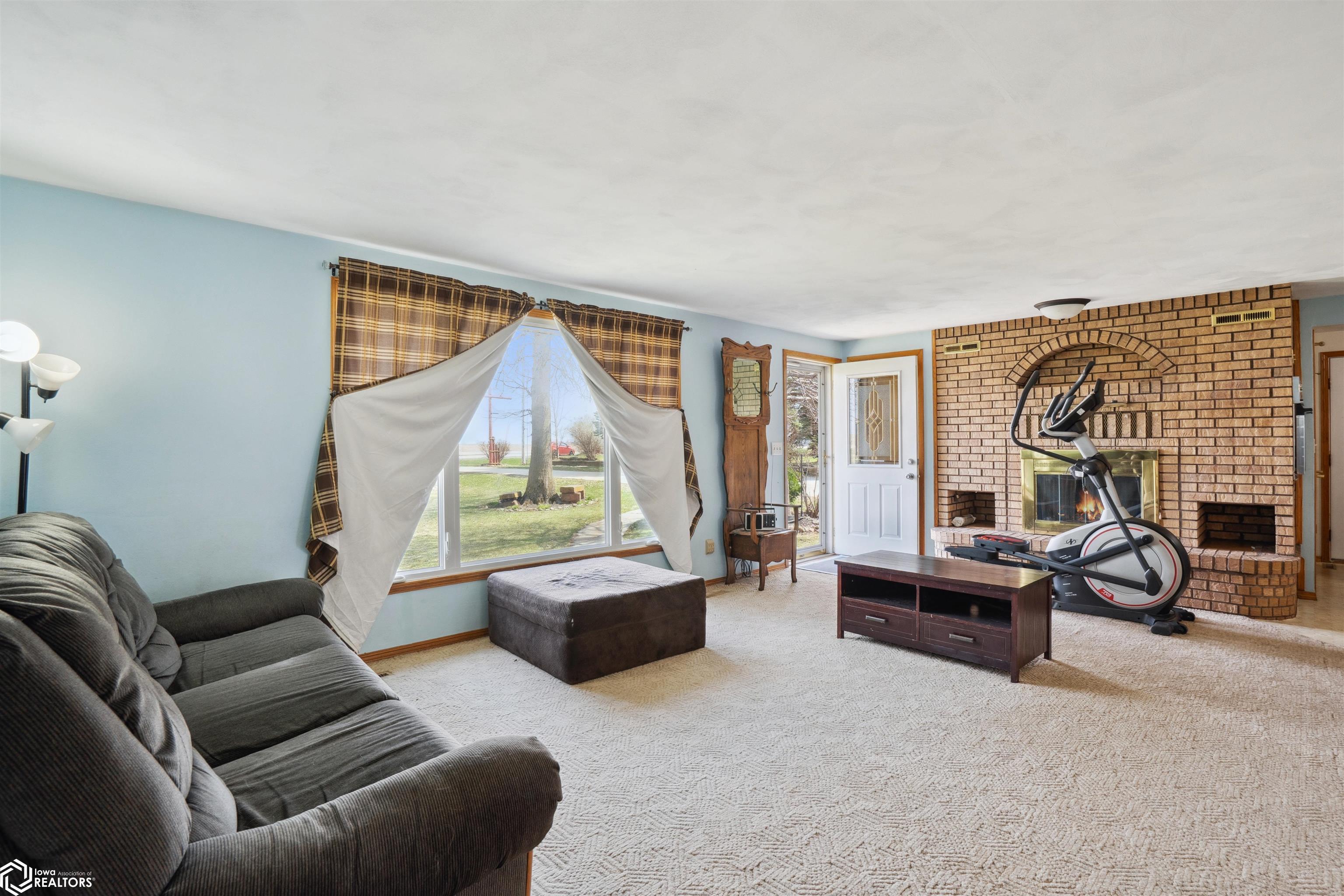 1505 Sanford Avenue, Marshalltown, Iowa image 3