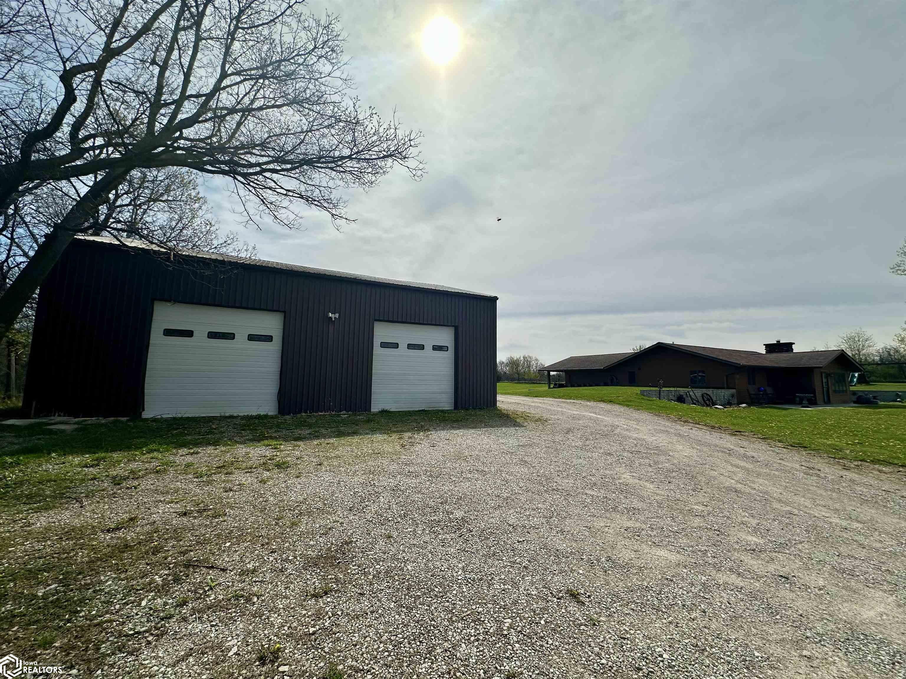 7437 230th Avenue, Blakesburg, Iowa image 6
