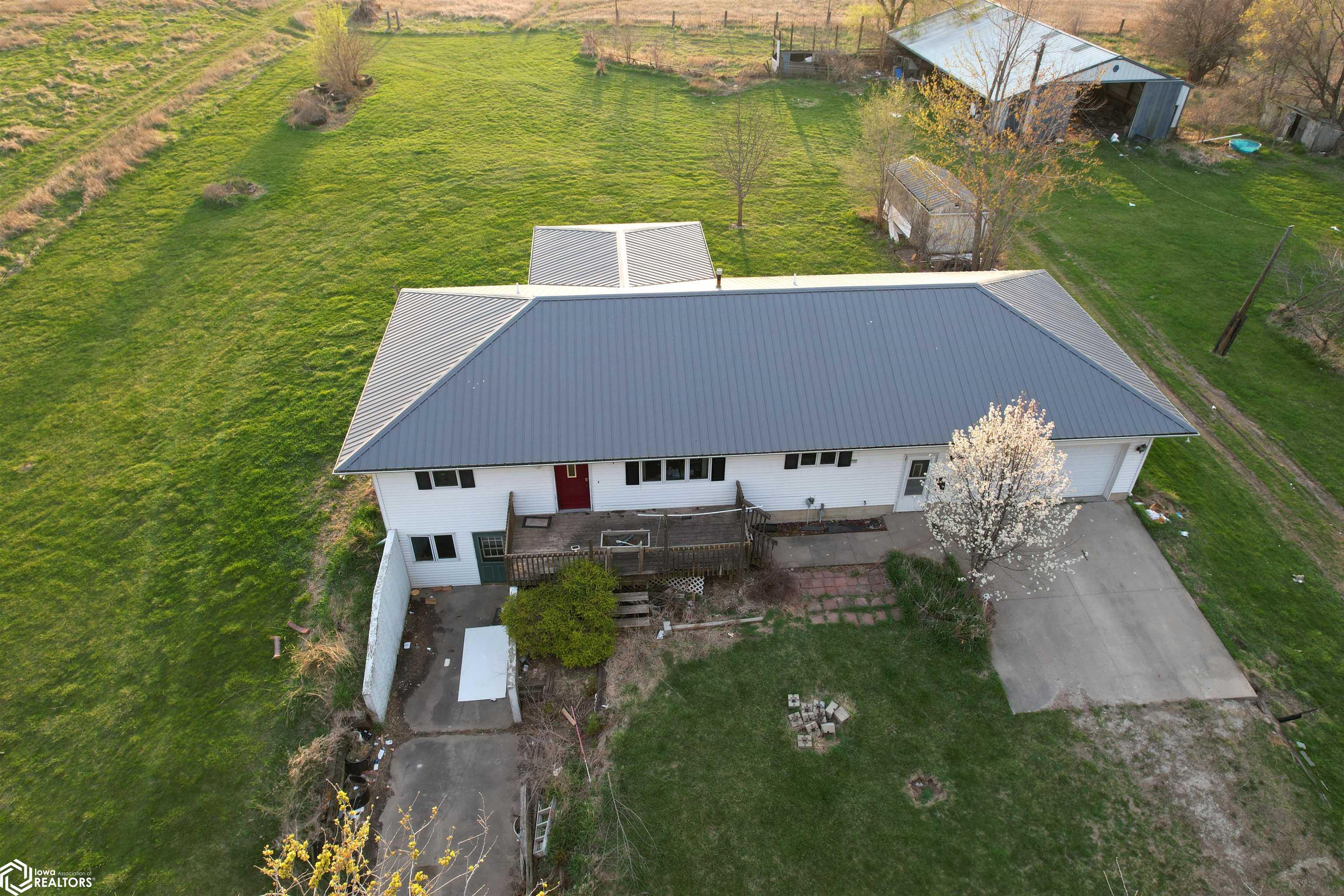 3301 Elba Avenue, Eddyville, Iowa image 8