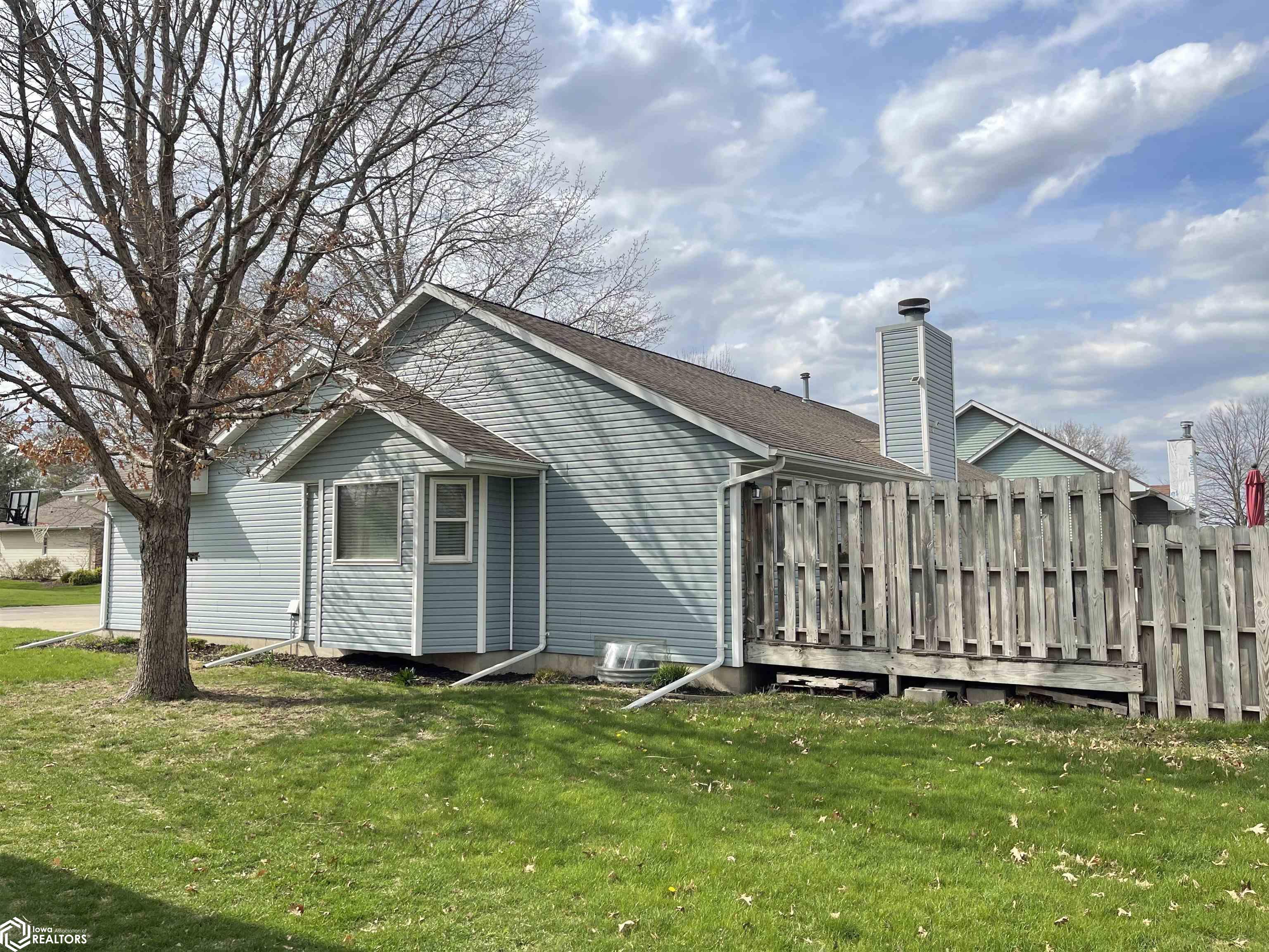 314 E Old Orchard Drive, Mount Pleasant, Iowa image 38