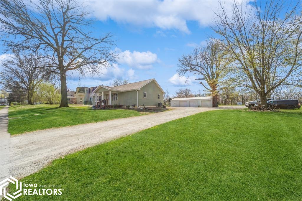 729 N E, Oskaloosa, Iowa image 3