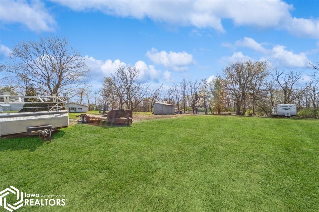 729 N E, Oskaloosa, Iowa image 32
