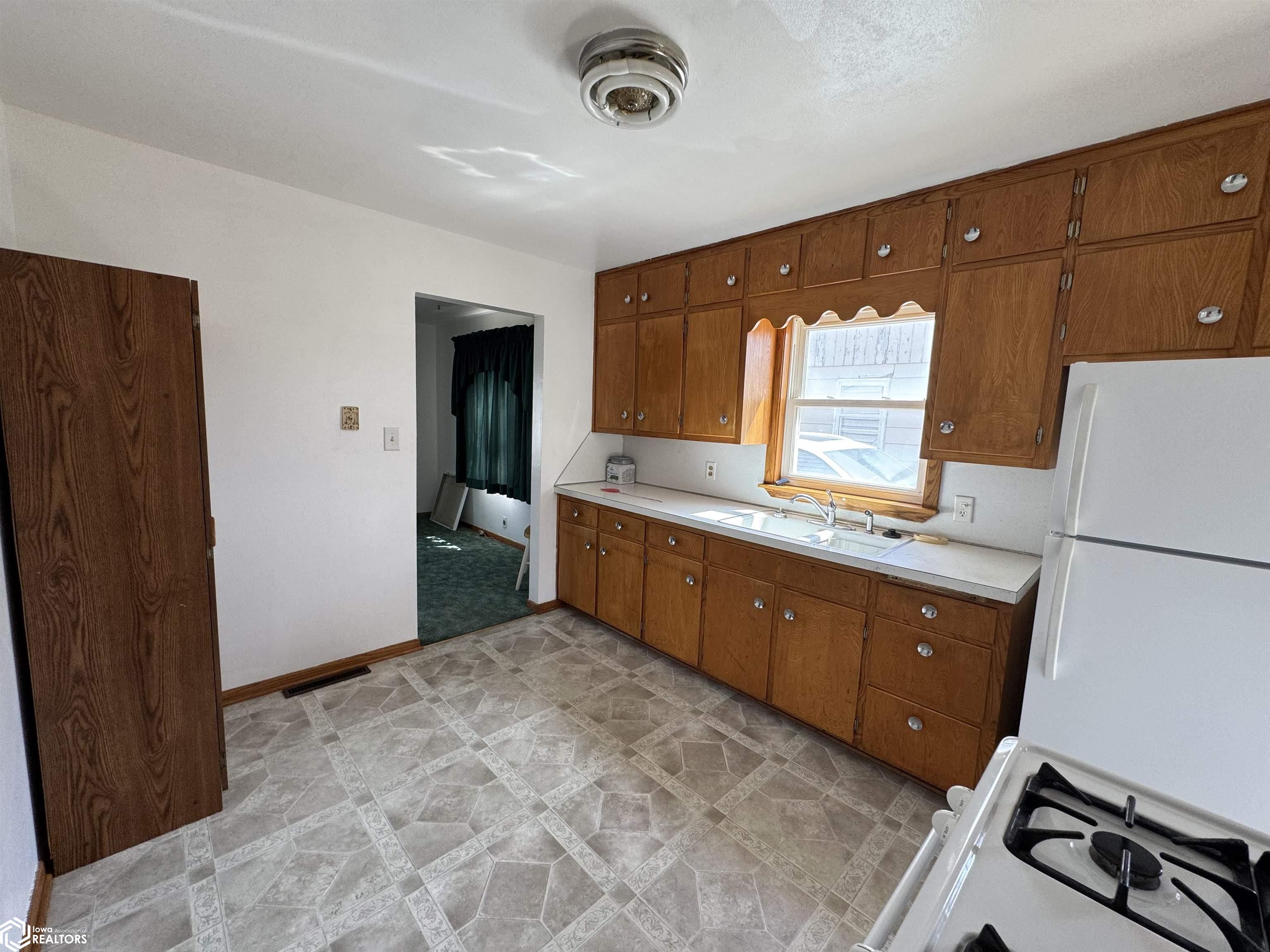 1209 Hamilton Road, Webster City, Iowa image 16